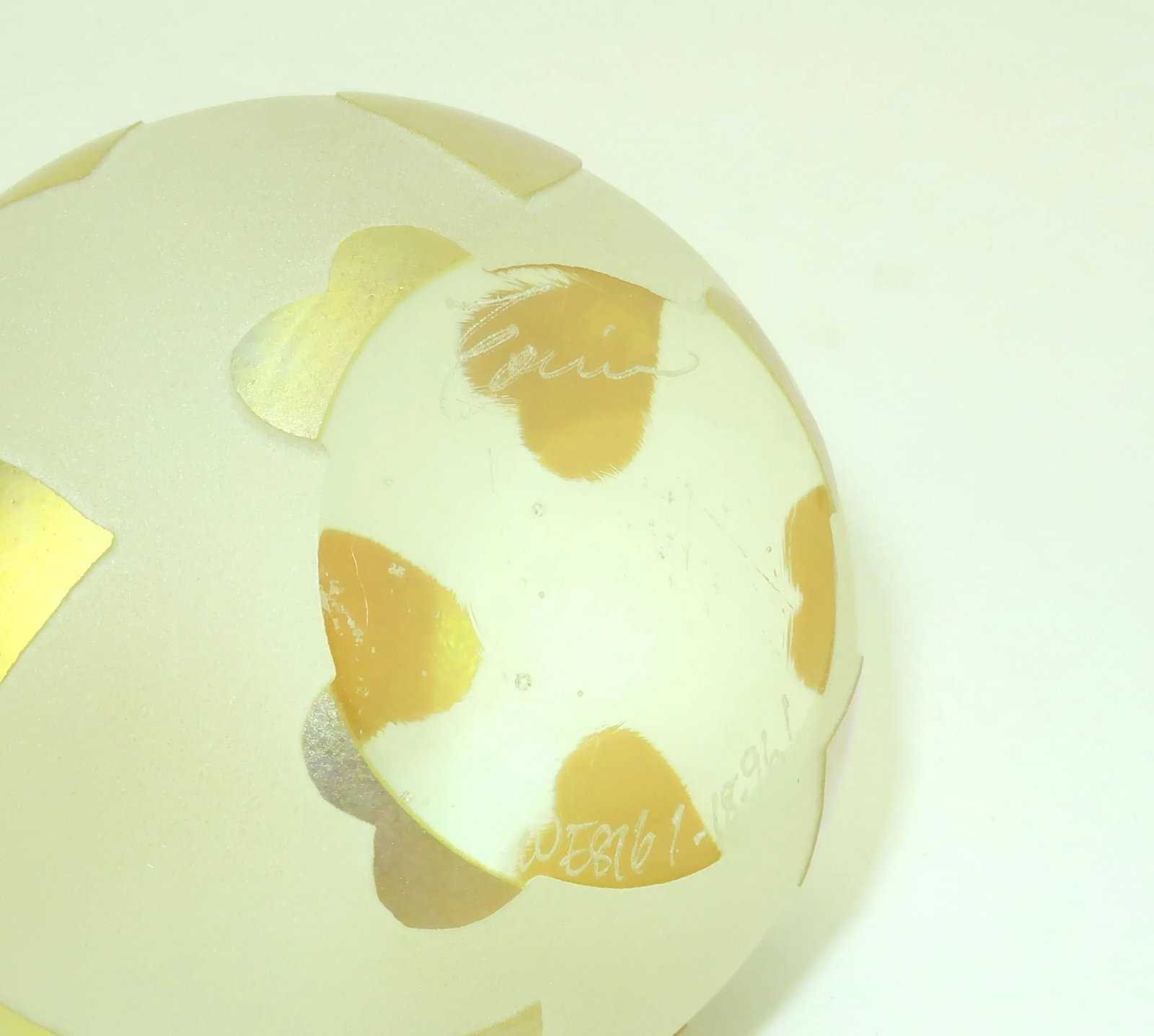 Steven Correia Art Glass Gold Heart Paper Weight Sphere - 8
