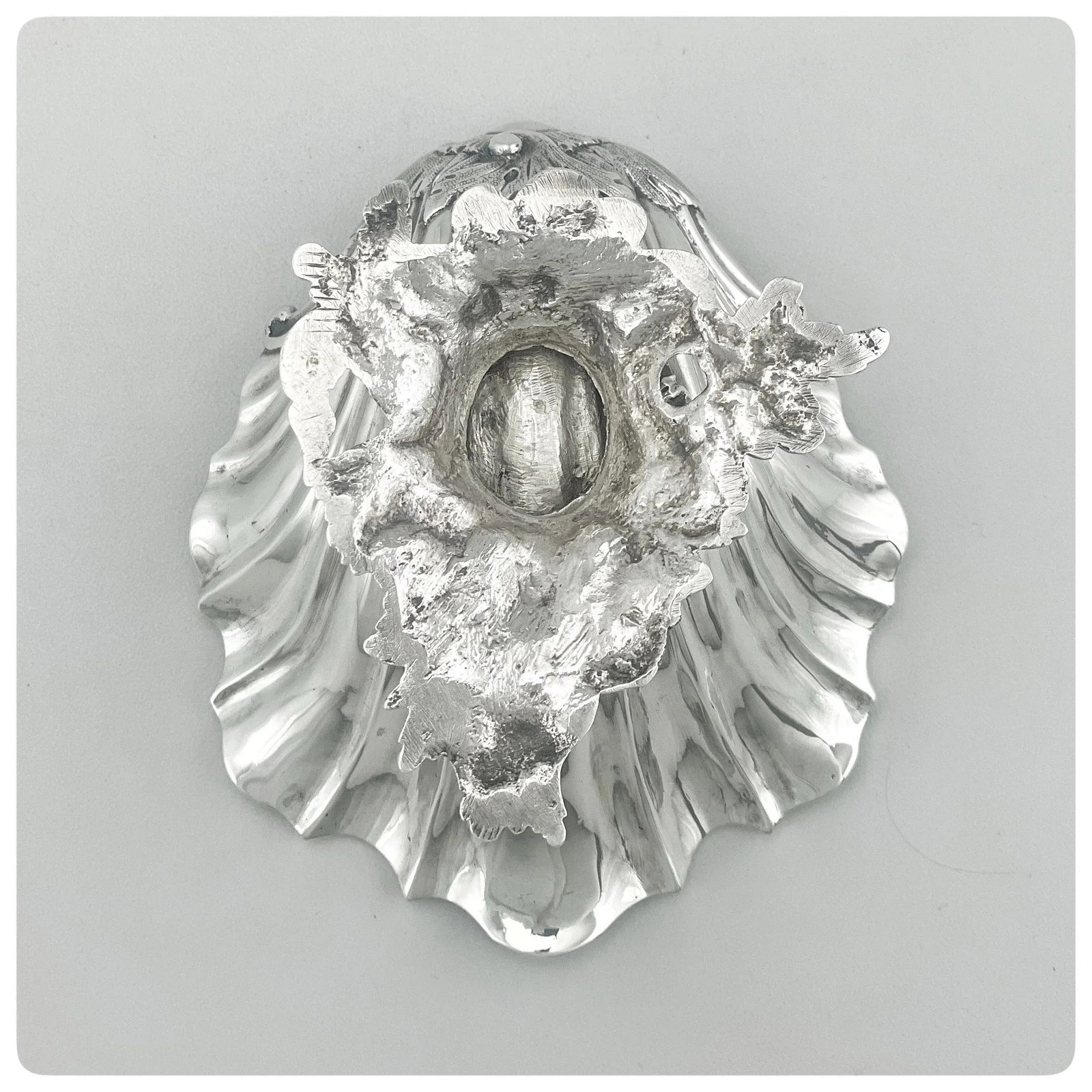 English Sterling Silver and Vermeil Salt Cellar, Hands and Company, London, 1852-1853 - 6