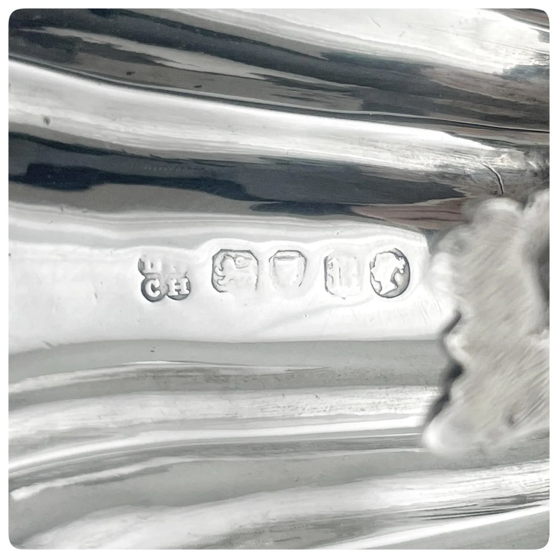 English Sterling Silver and Vermeil Salt Cellar, Hands and Company, London, 1852-1853 - 8
