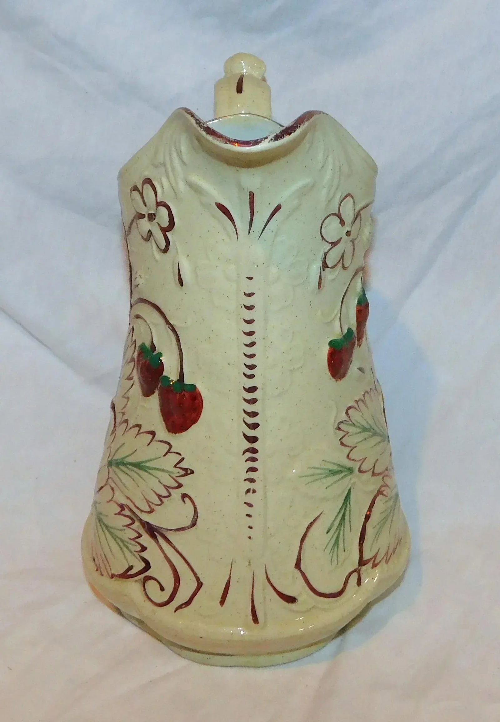 1920s Majolica Strawberry Pitcher - 3