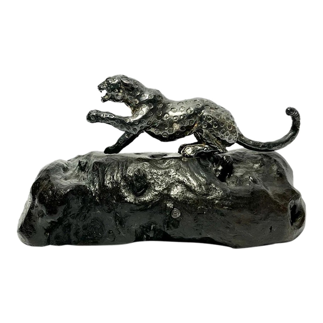 Patrick Mavros Medium Sterling Silver Leopard on Blackwood Base: Patrick Mavros Medium Sterling Silver Leopard on Blackwood Base, Signed 3 5/8" Good condition. No damage. Silver is tarnished and will need polishing. Length 3 5/8" Height 2" Depth 1 3/4" Condition: