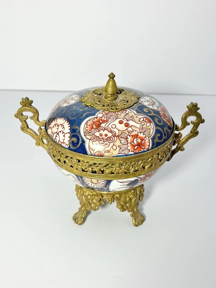 19th Century Antique Imari Doré Japanese Porcelain Gold Gilt Potpourri, Foo Dogs - 2