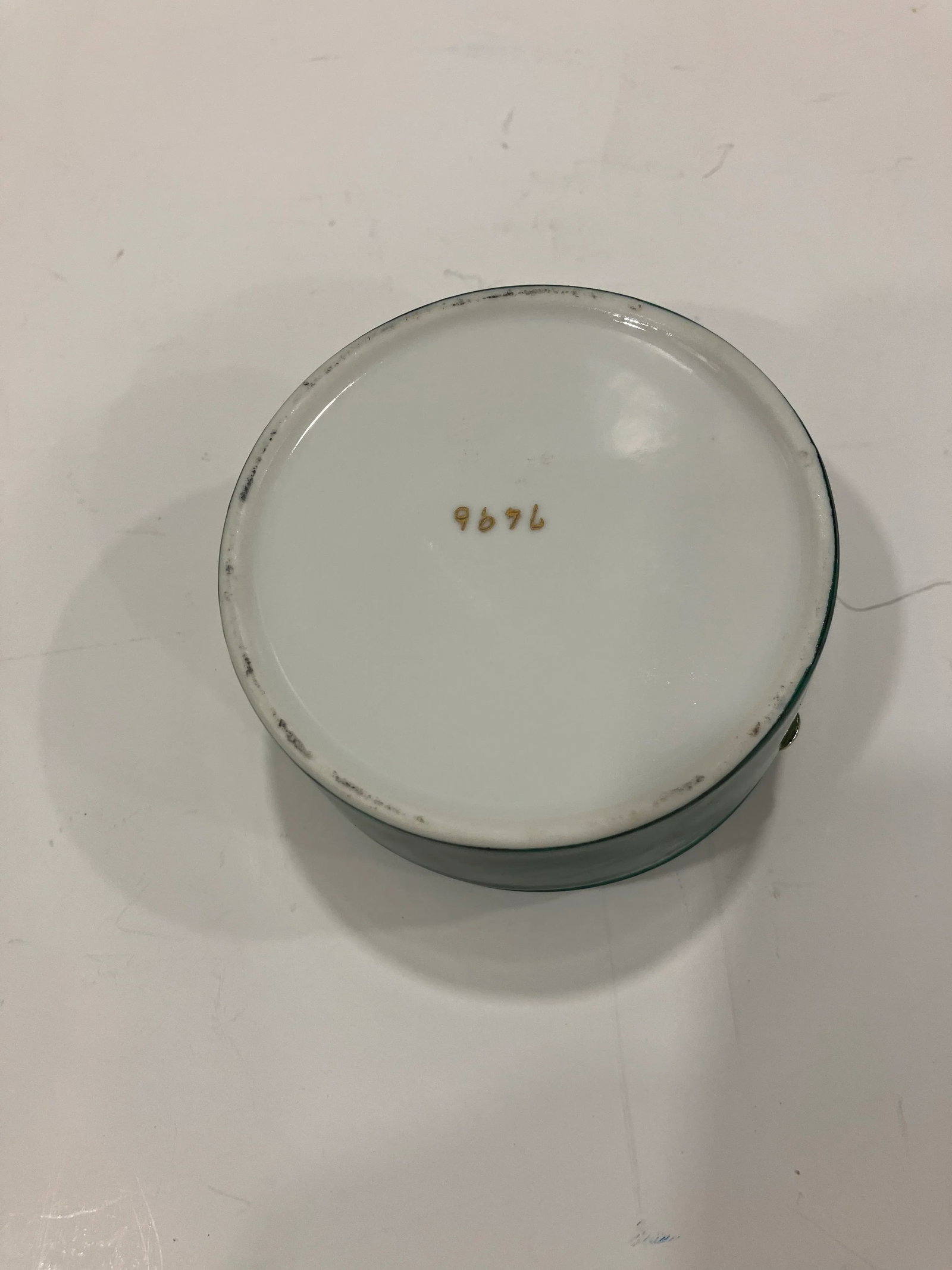 1990s Faux Malachite Ceramic Box - 3
