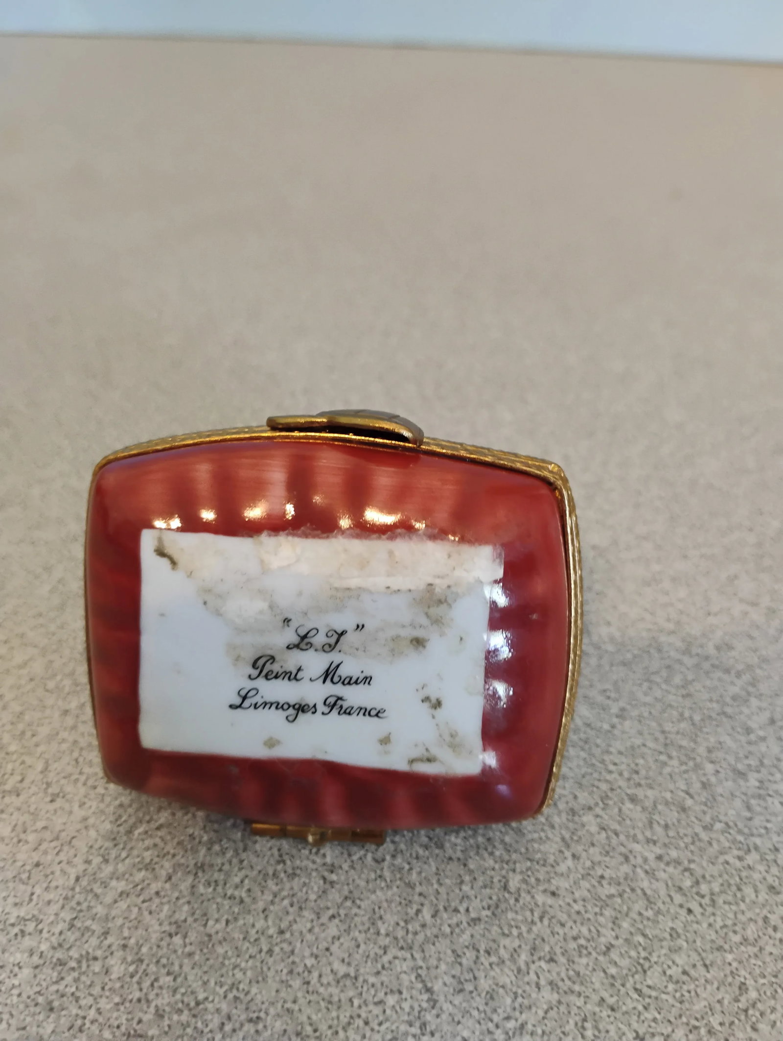 1980s Lt Pient Main Limoges France Trinket Box, Pig on a Pillow - 5