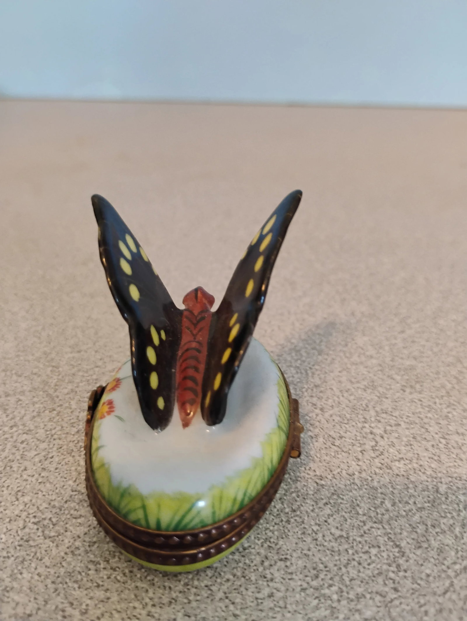 1980s Rochard Pient Main Limoges France Trinket Box Butterfly - 2
