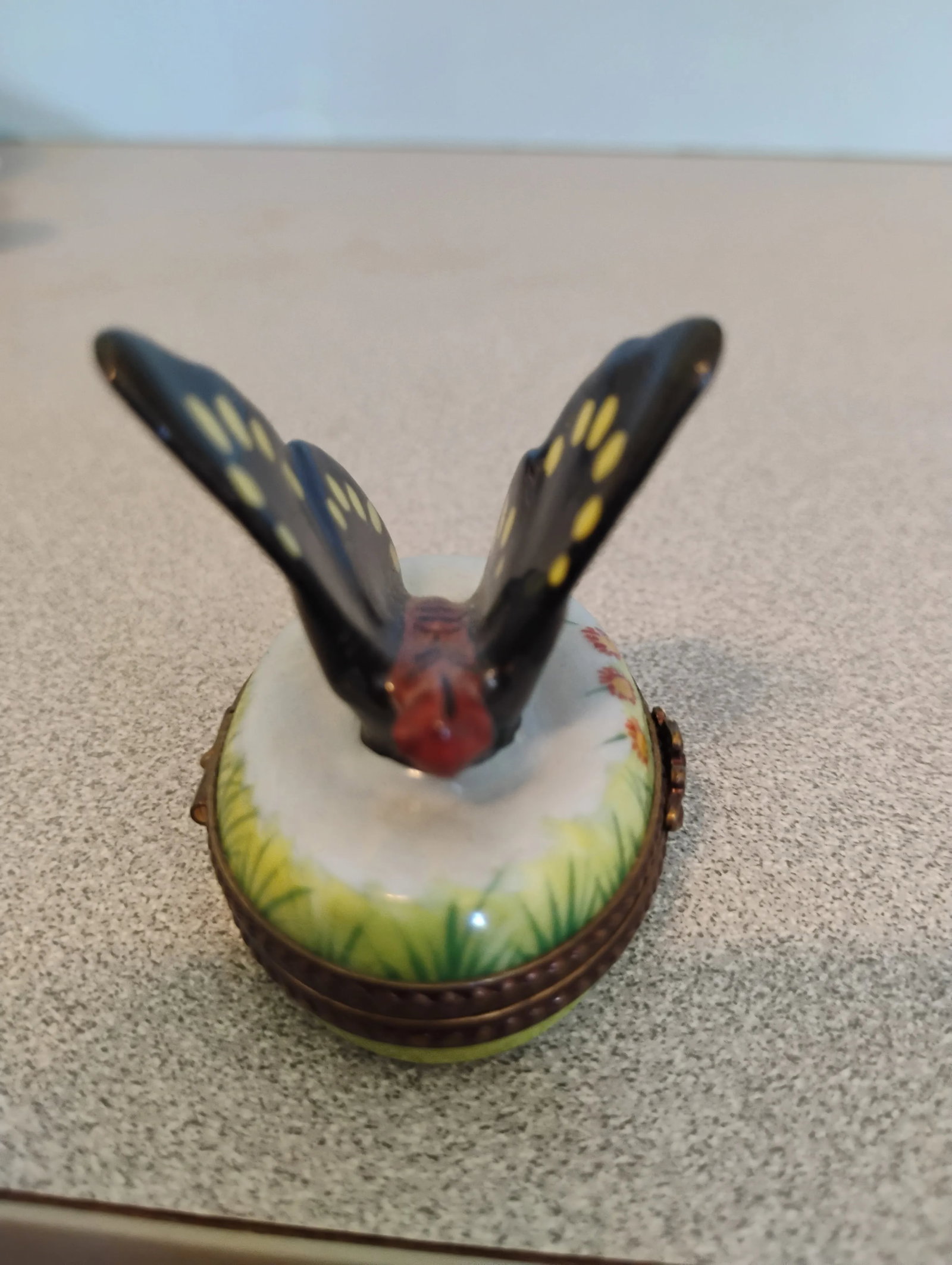 1980s Rochard Pient Main Limoges France Trinket Box Butterfly - 4