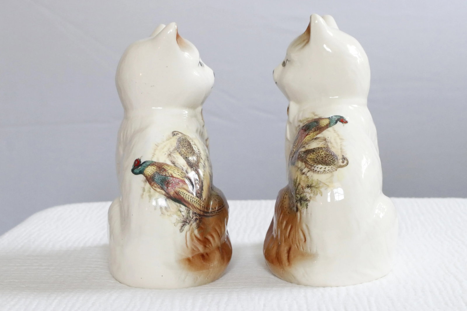 Pair of Staffordshire English Porcelain Cats With Painted Pheasants - 14