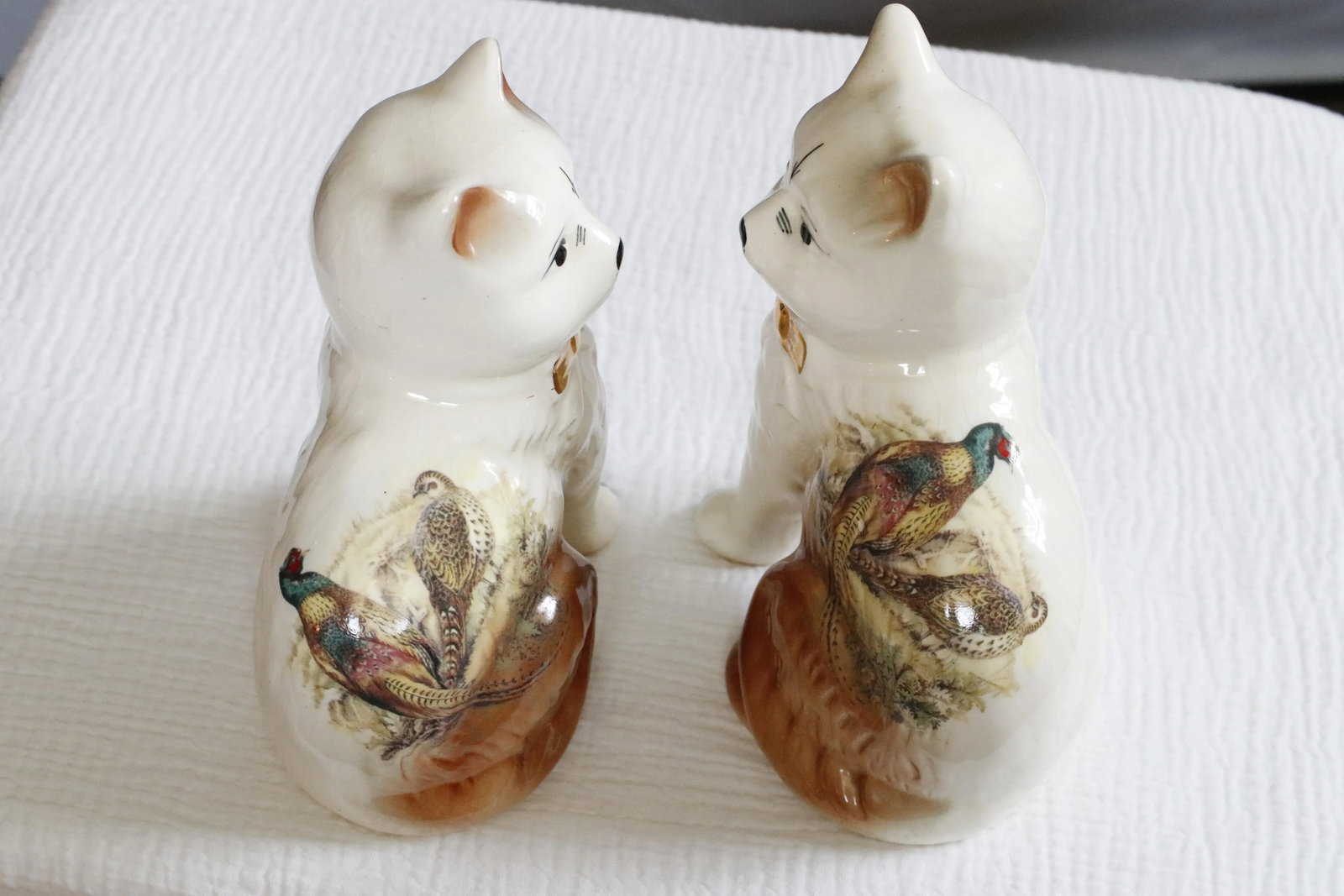 Pair of Staffordshire English Porcelain Cats With Painted Pheasants - 8
