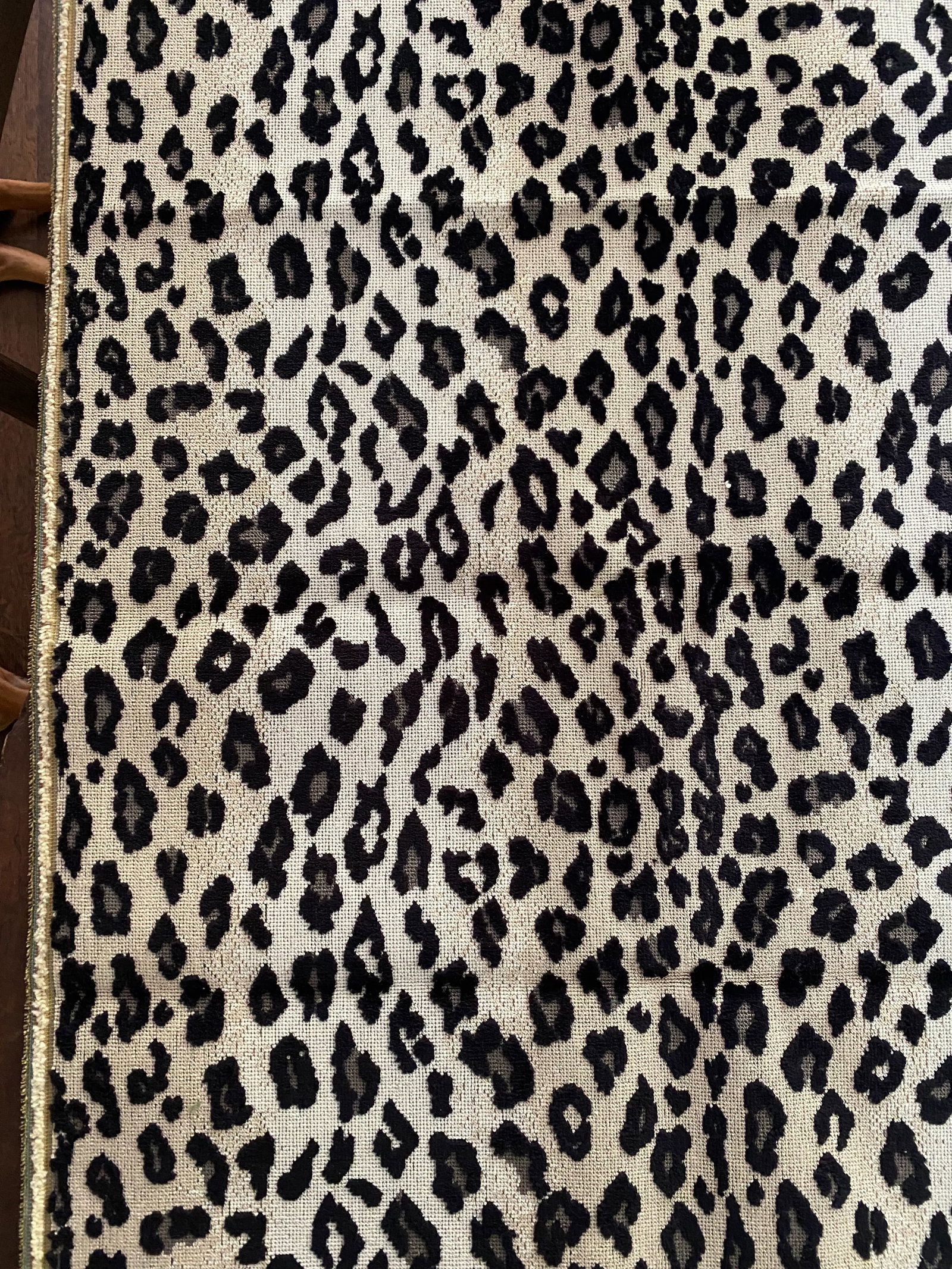 1.25 Yards of Schumacher's Safari Épinglé Fabric in Snow Leopard - 3