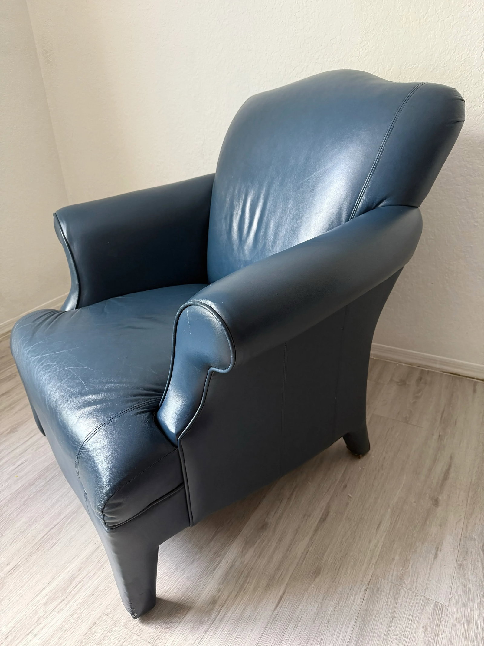 1990's Mid Century Donghia Navy Blue Leather Club Chair - 7
