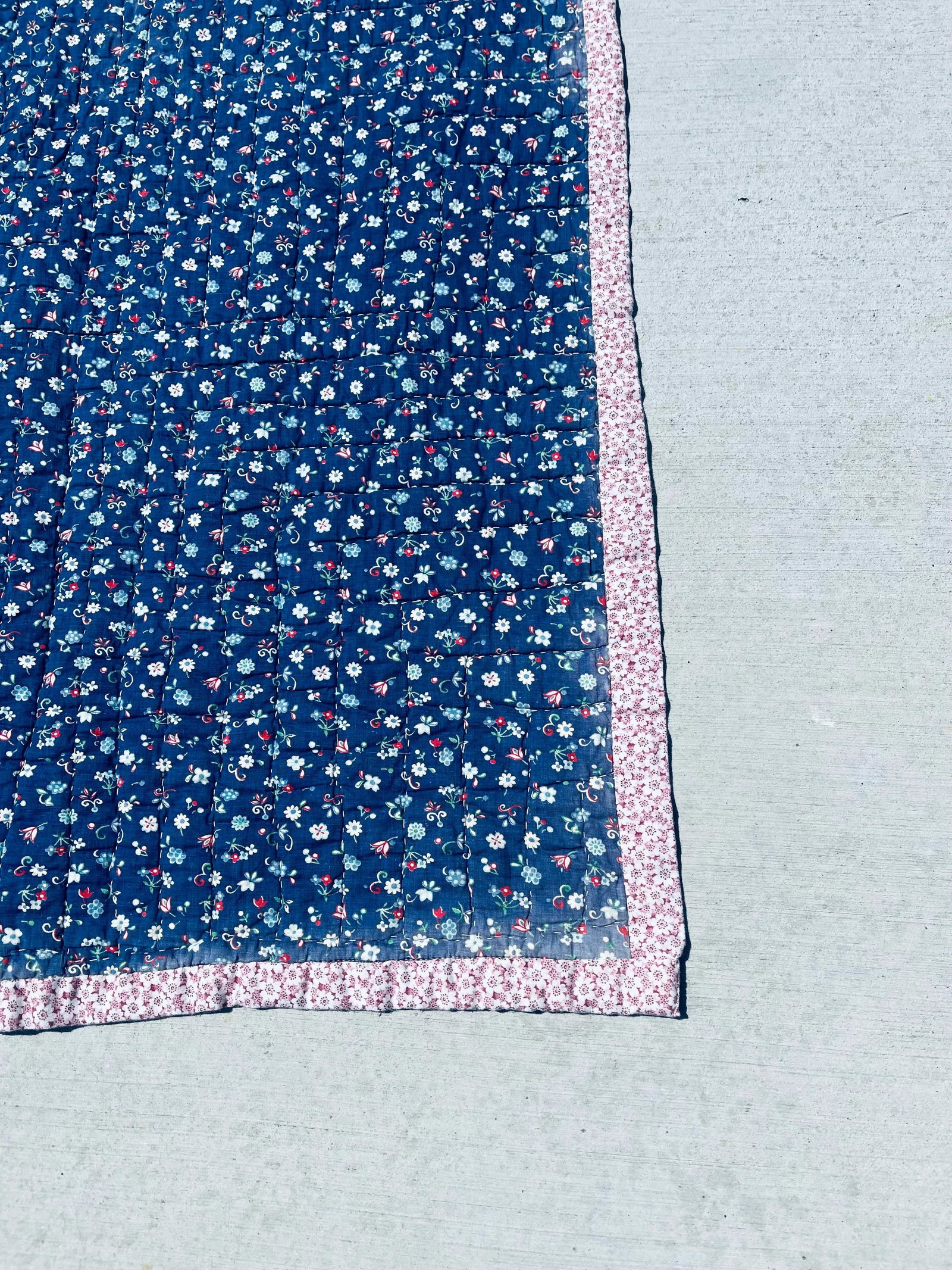 Patch Work Quilt With Random Vintage Fabric - 6
