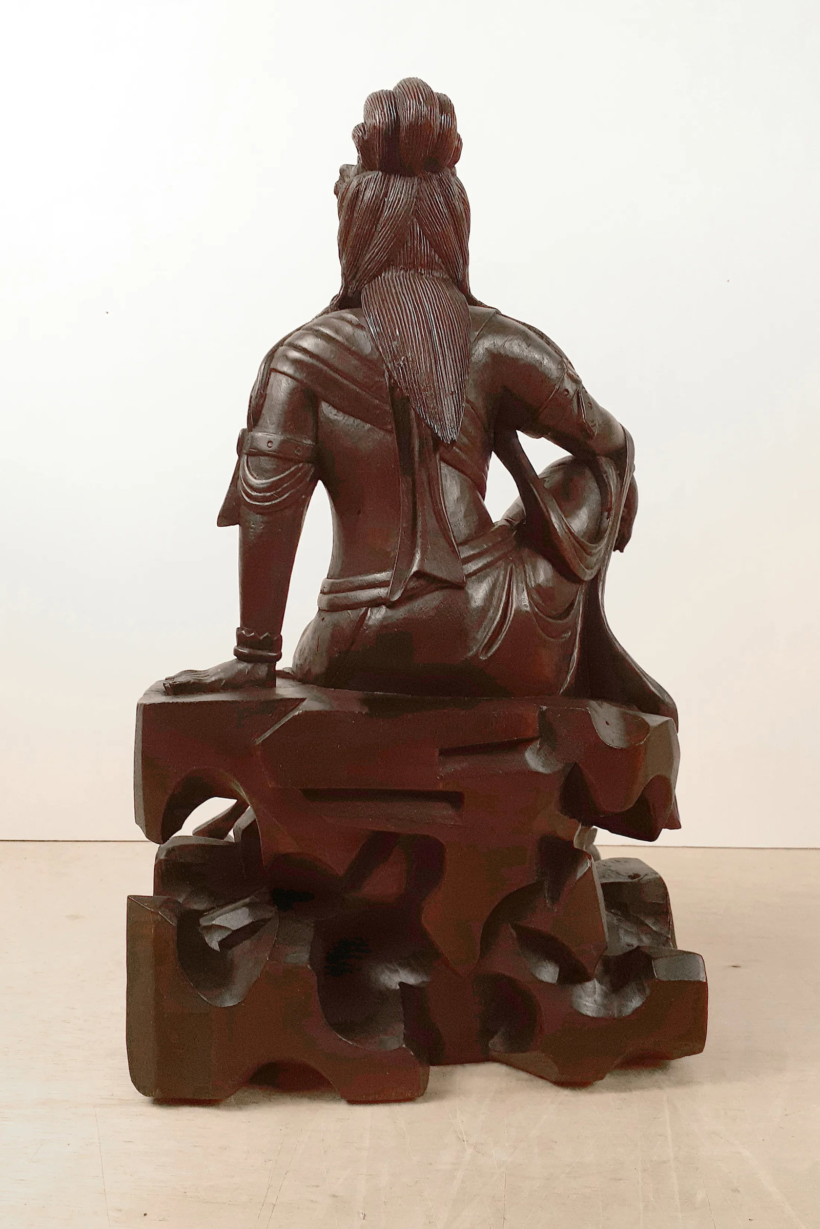 Early 20th Century Chinese Carved Hongmu Zizai Kuan Yin - 4