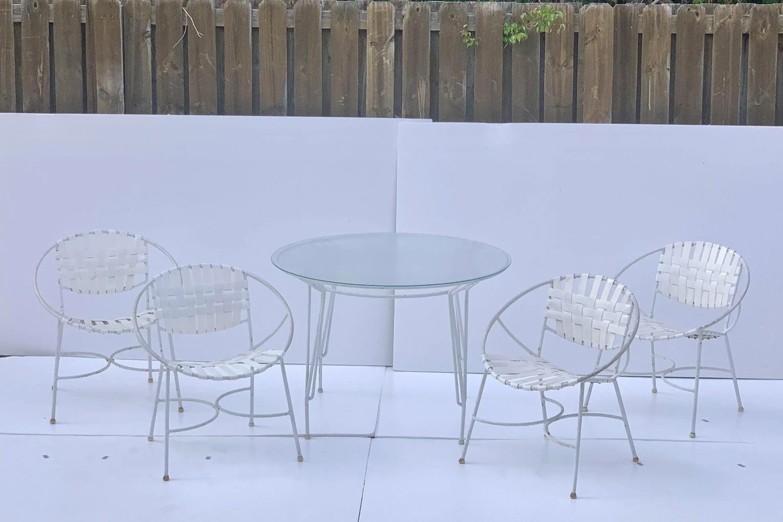 1960s Mid-Century Modern Wrought Iron Patio Set - 3