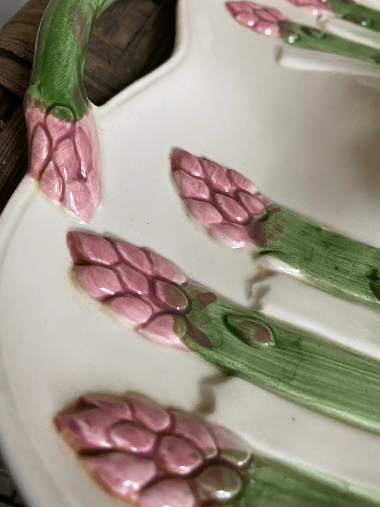 Vintage Fitz and Floyd Majolica Asparagus Tray With Dip Centerpiece - 3