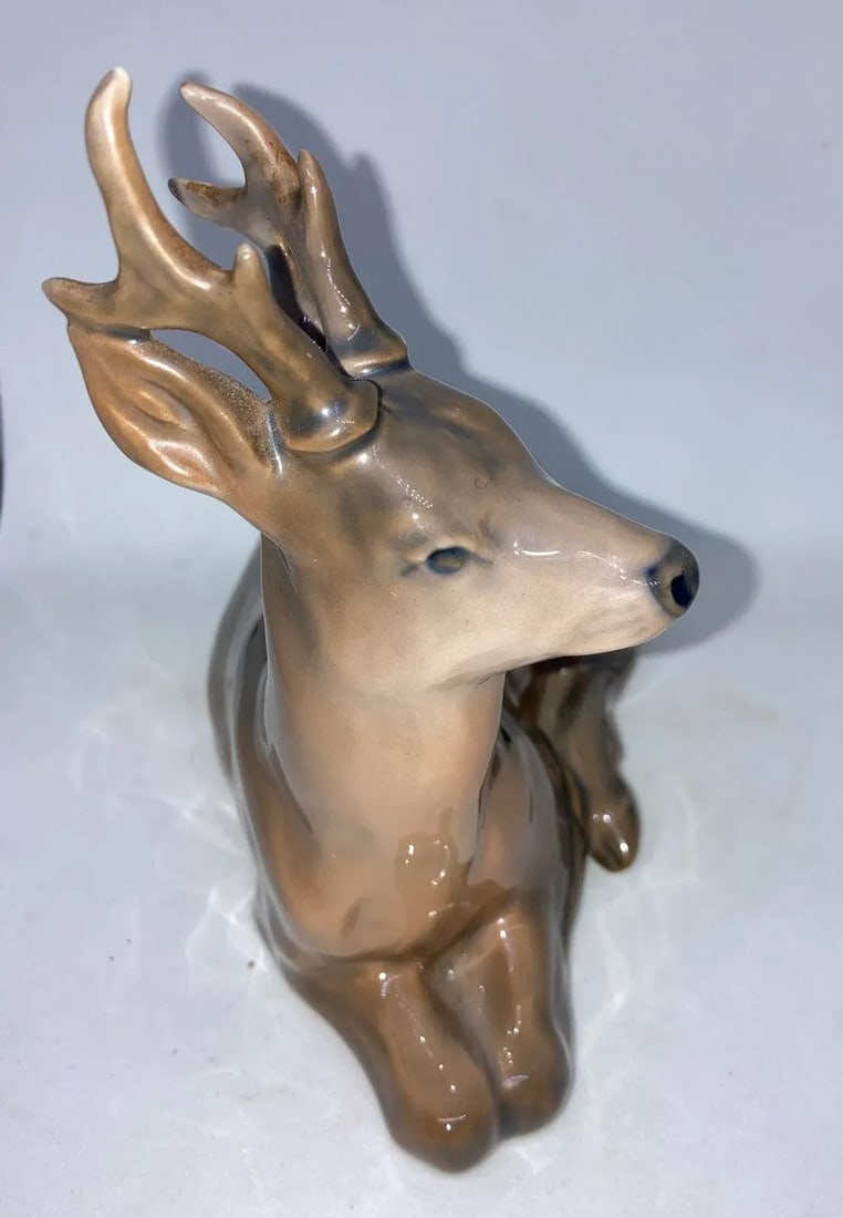 Vintage 1950s Royal Copenhagen Denmark 756 Resting Deer / Buck Porcelain Figurine - 3