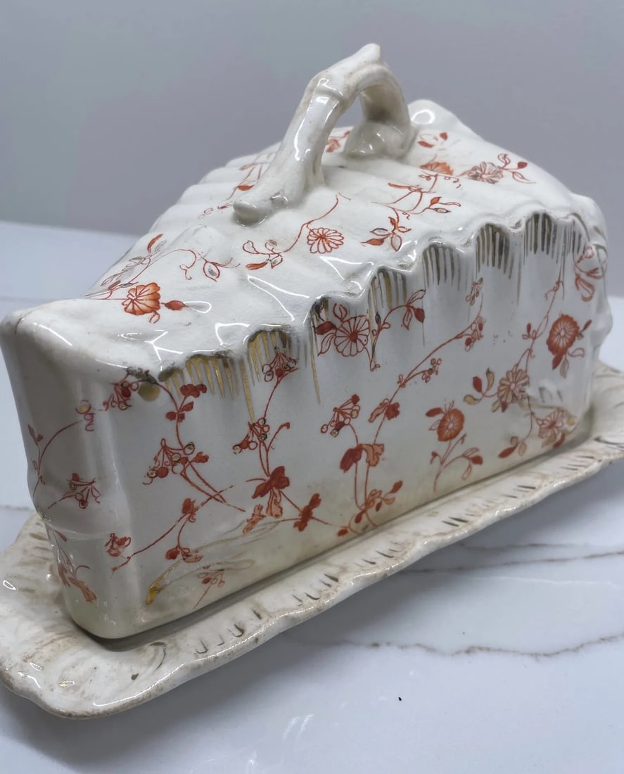 Antique 19th Century English Majolica Covered Cheese Dish - 10