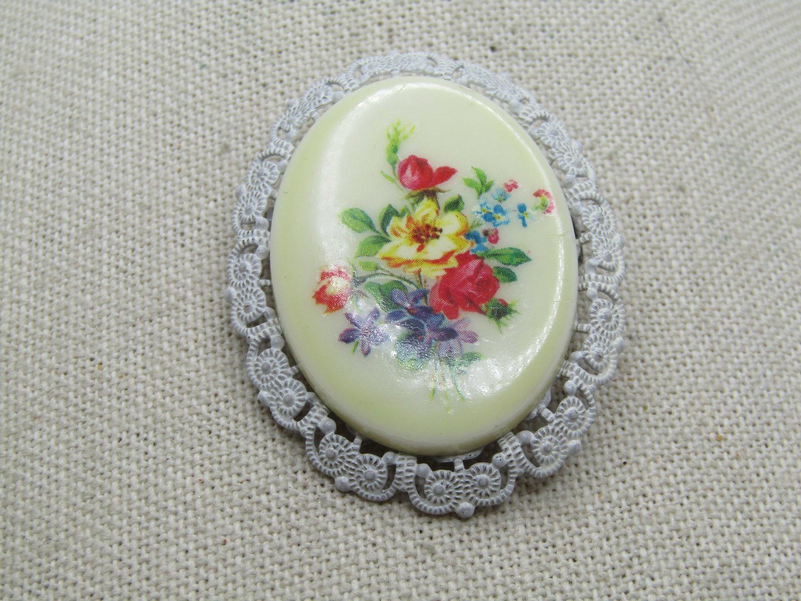 Vintage Floral Cameo Style Brooch, Germany, 1950's-1960's - 3