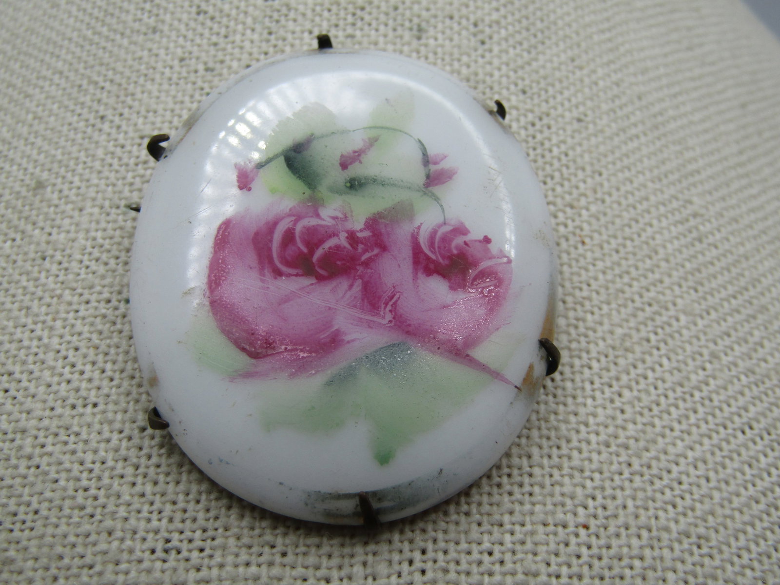 Victorian Floral Painted Brooch, Cameo Style, Late 1800's - 4
