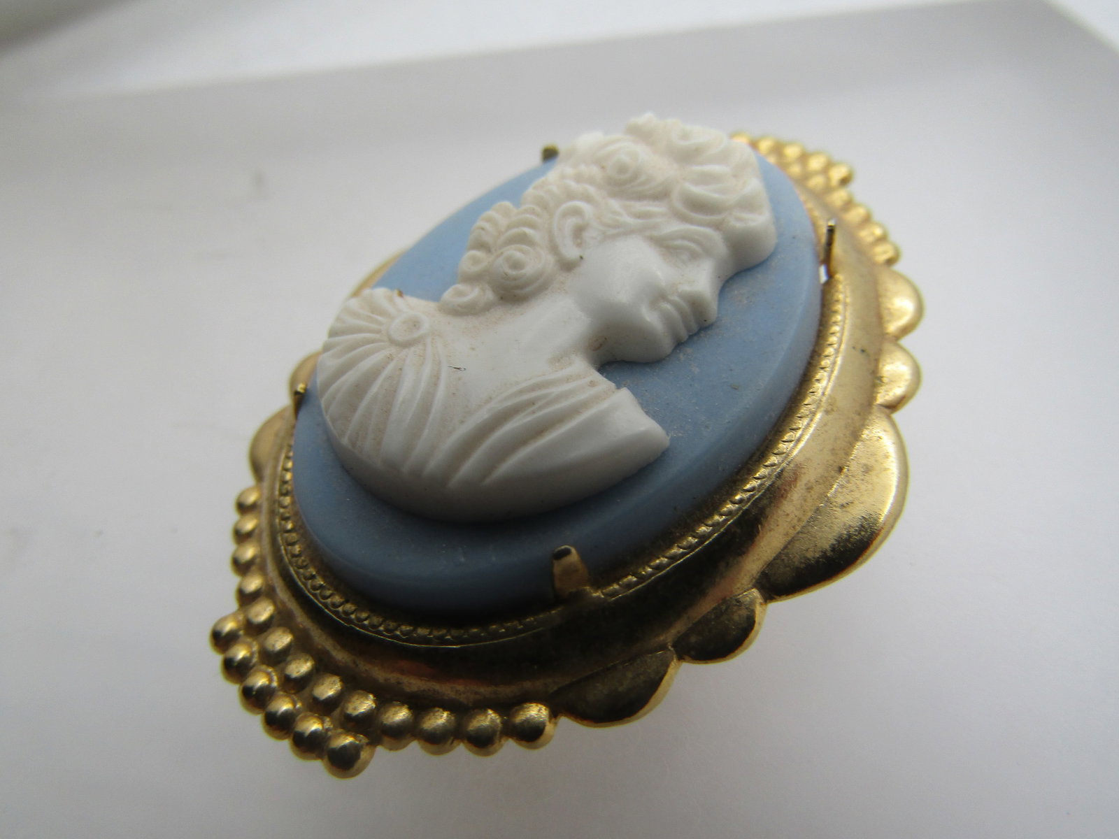 Vintage Faux Jasperware Cameo Brooch, 1960's-1970's - 2