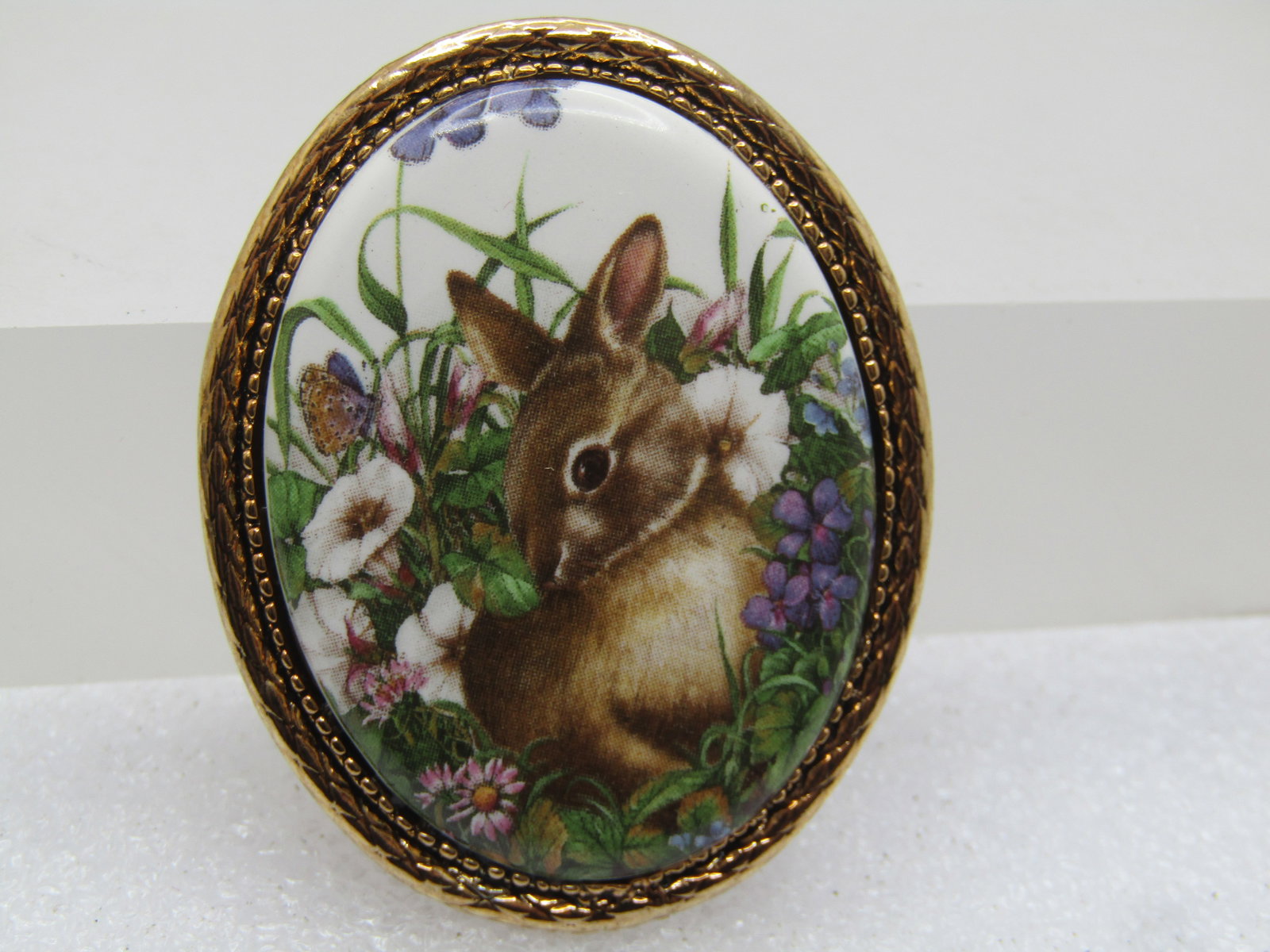 Vintage Rabbit Cameo Spring/Summer Brooch, 1960's-1970's - 4