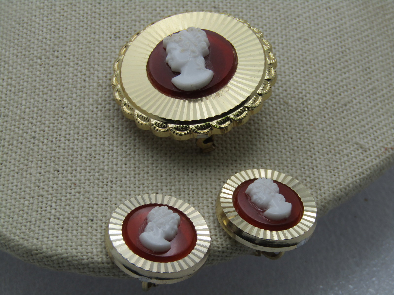 Vintage Cameo Brooch & Earrings Set, Clip, 1950's-1960's, W. Germany. - 3