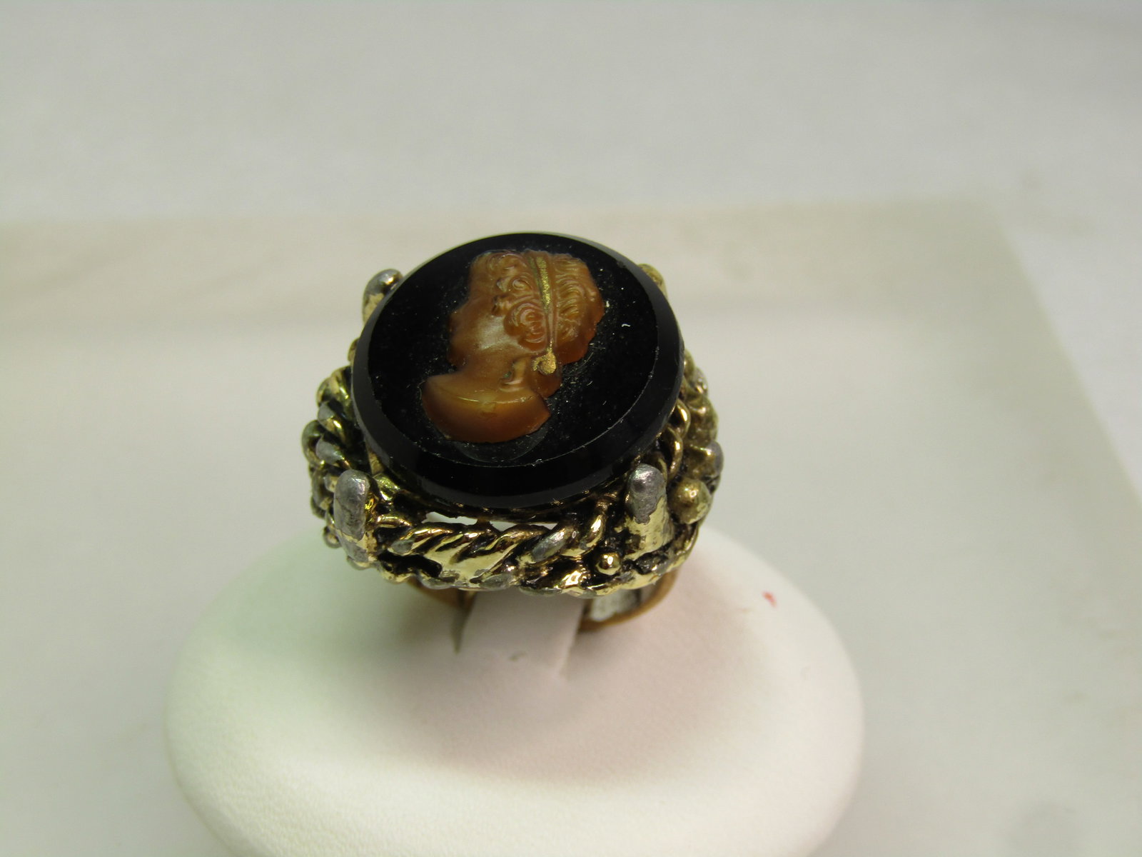Vintage Black/Tan Glass Cameo Ring, Adjustable, 1960's - 2