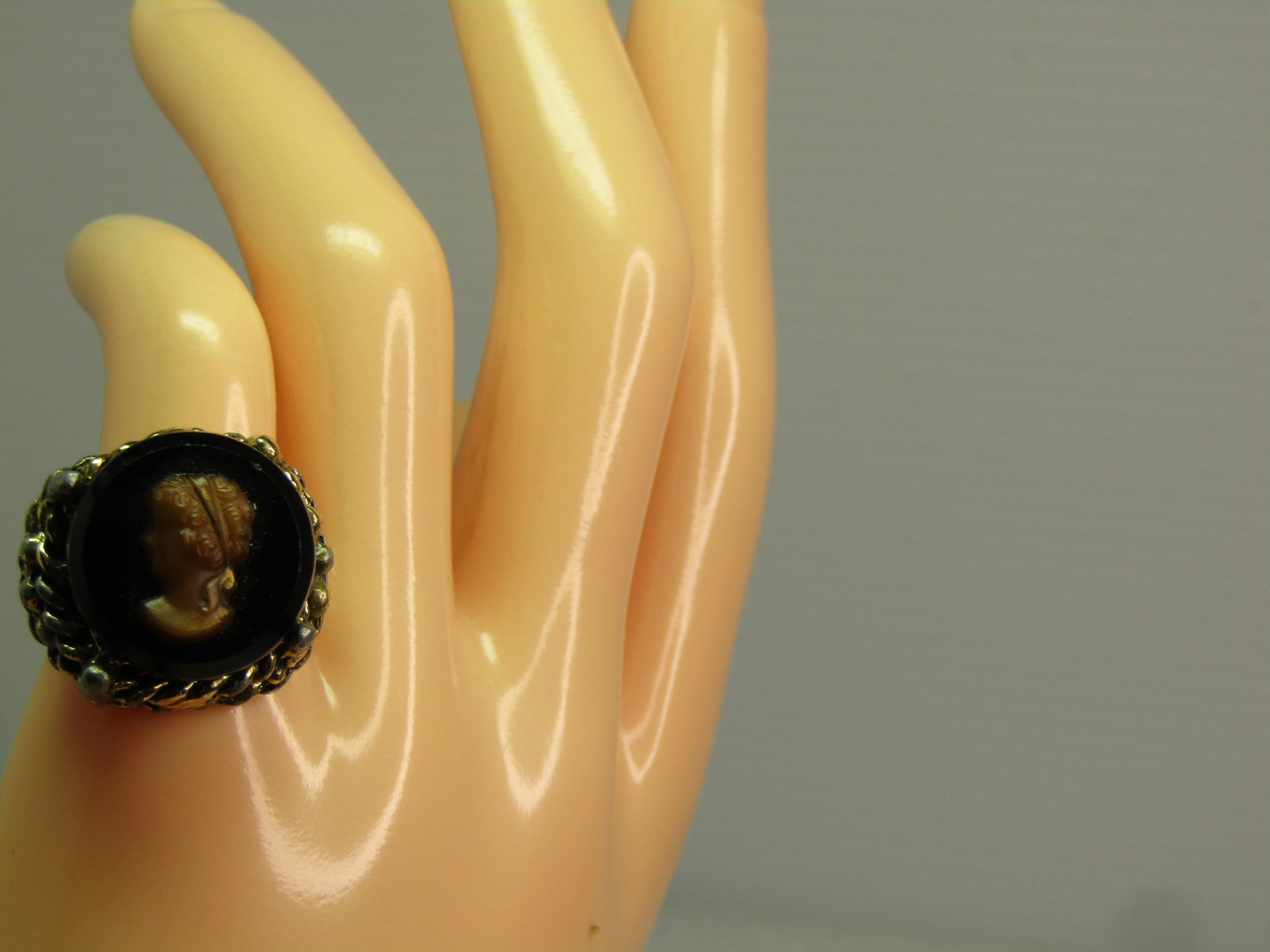 Vintage Black/Tan Glass Cameo Ring, Adjustable, 1960's - 9