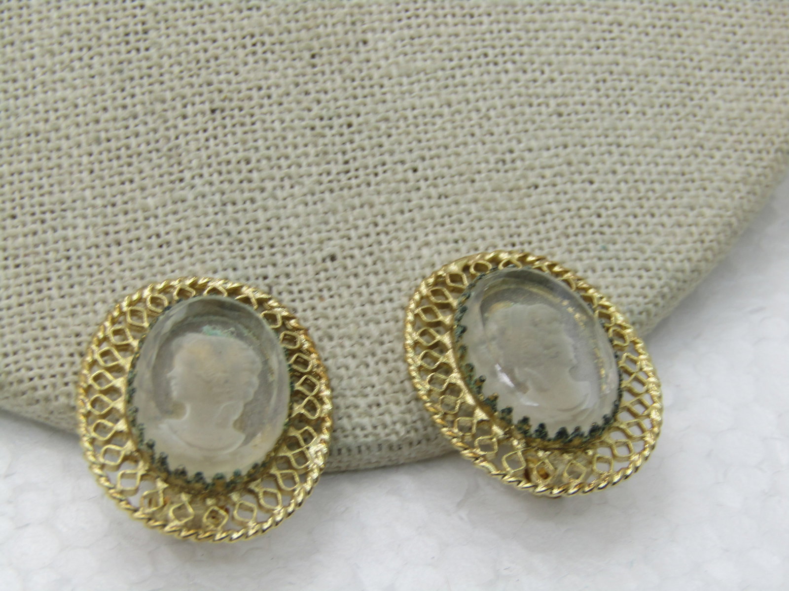 Vintage Whiting & Davis Reverse Cameo Clip Earrings - 2