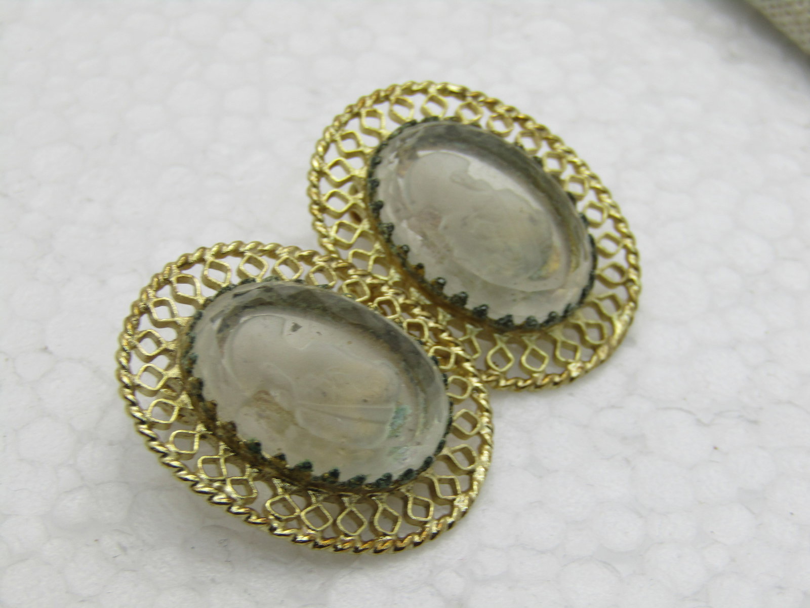 Vintage Whiting & Davis Reverse Cameo Clip Earrings - 5