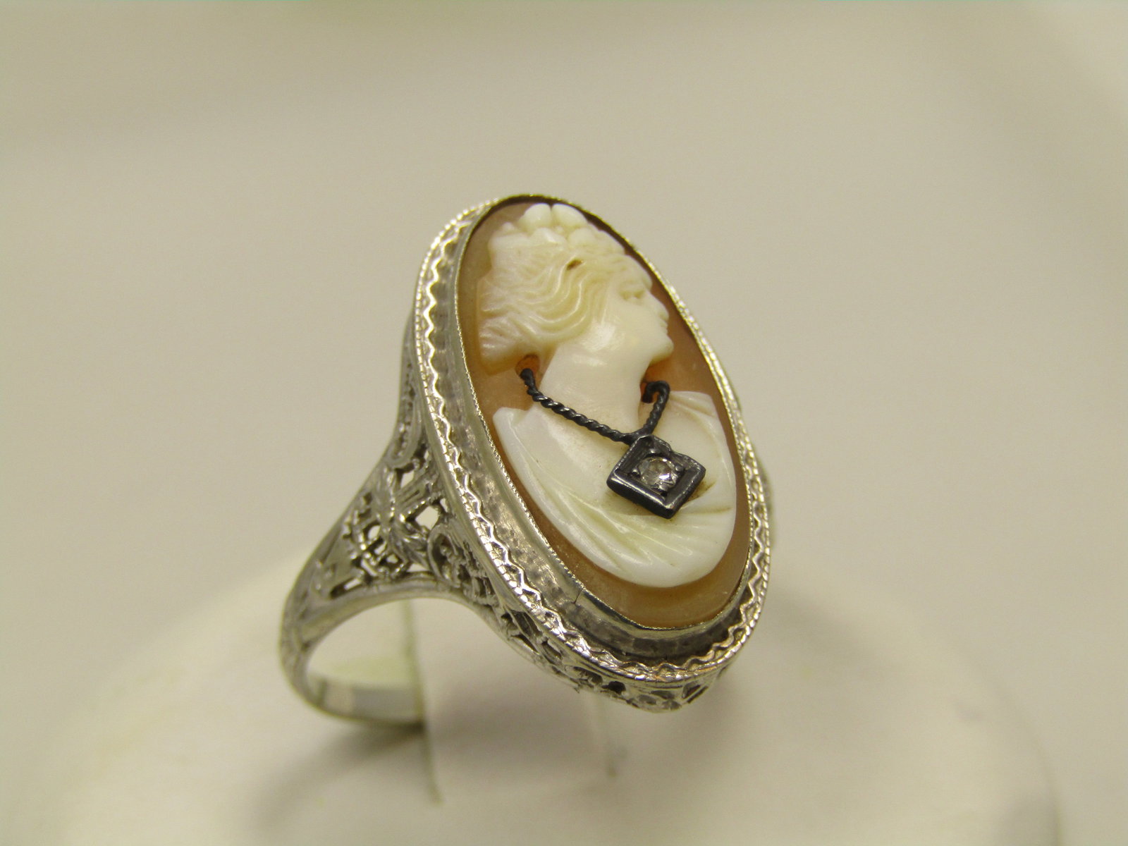 Vintage 14kt Cameo Diamond Ring, Sz. 6.75, Early 1900's - 2