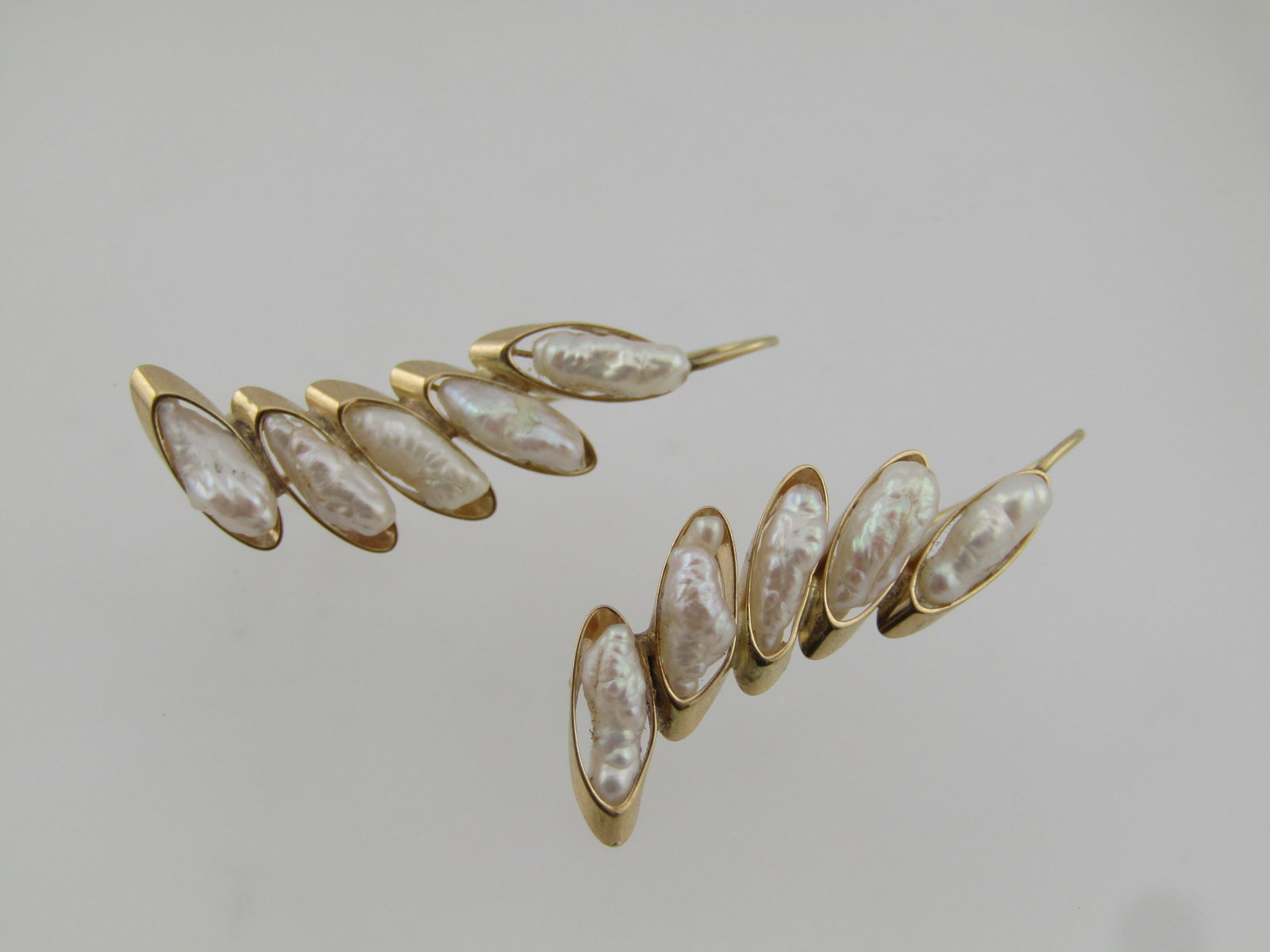 Vintage 14kt Freswater Pearl Stacked Earrings, 1970's-1980's - 5
