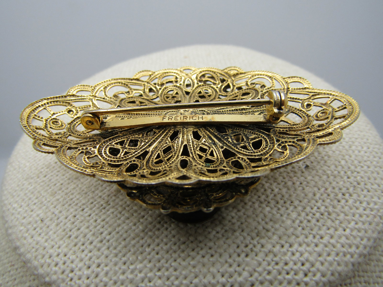 Vintage Freirich Cameo Style Brooch, 1960's, Filigree Tiered - 4
