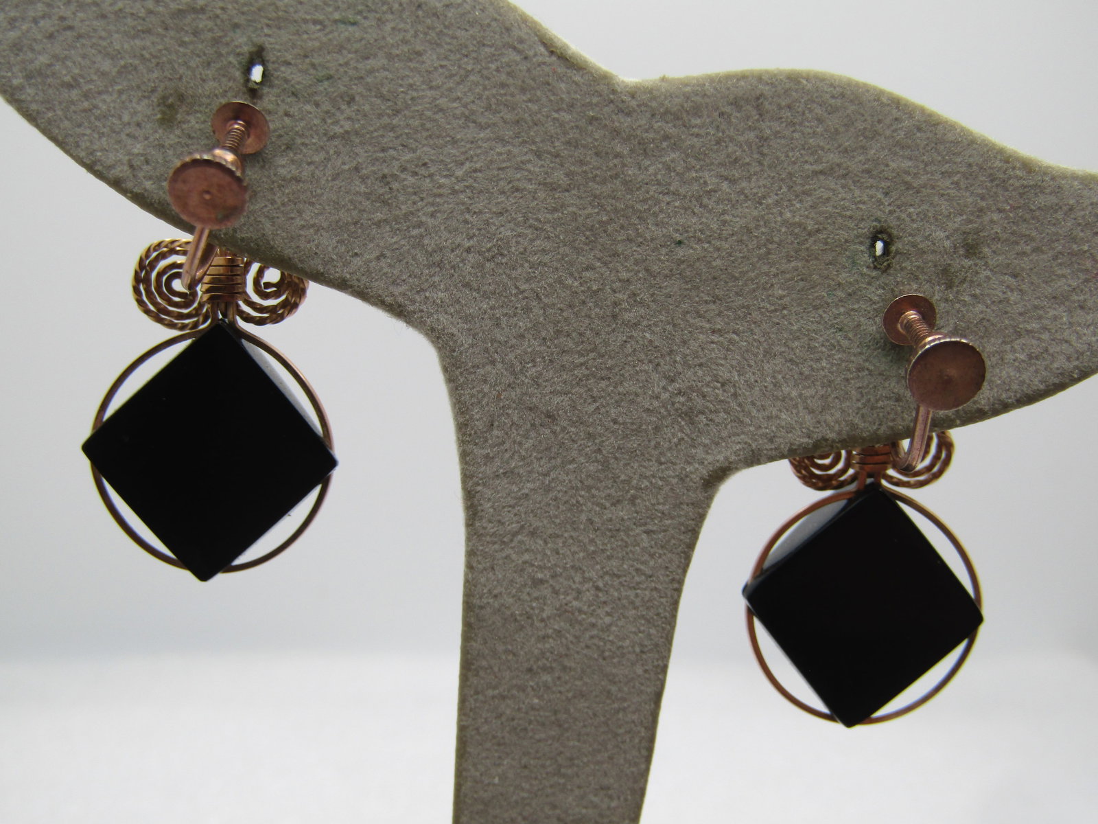 Vintage 10kt G.F. Cameo Earrings, Screwback Drop, 1960's - 4