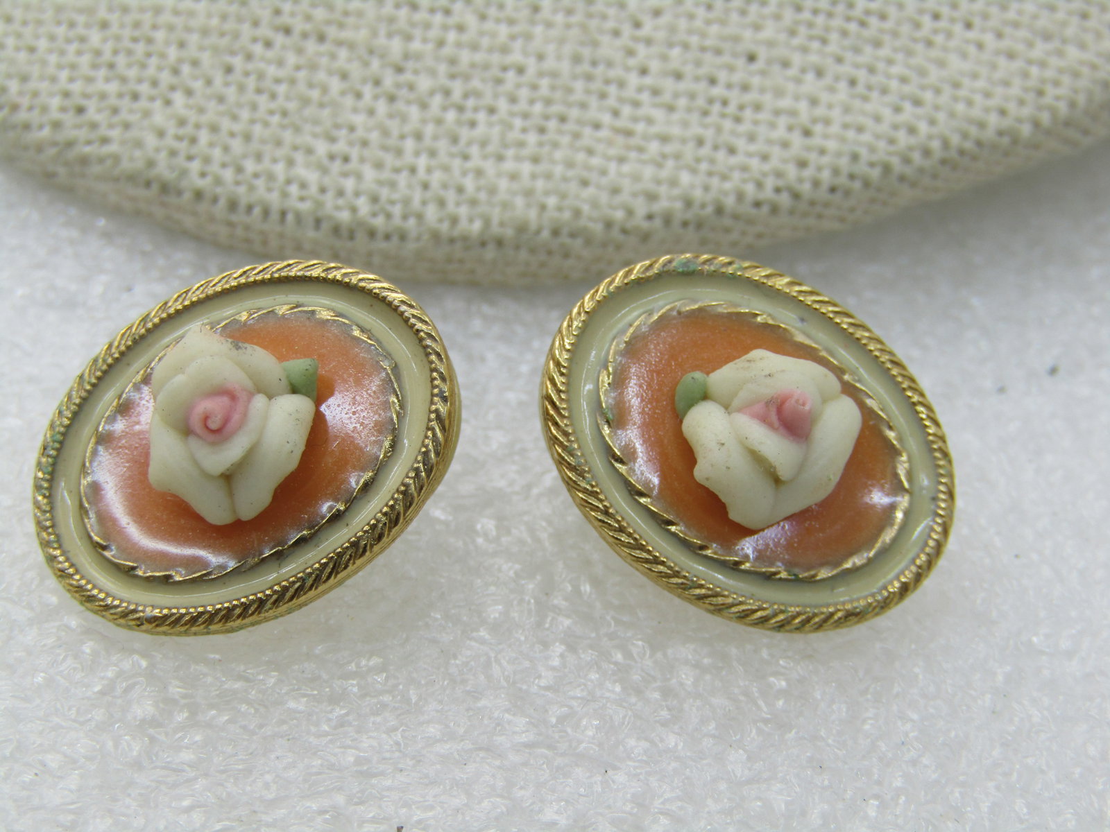 Vintage Porcelain Rose Cameo Pierced Earrings, 7/8" Oval, Gold Tone - 4