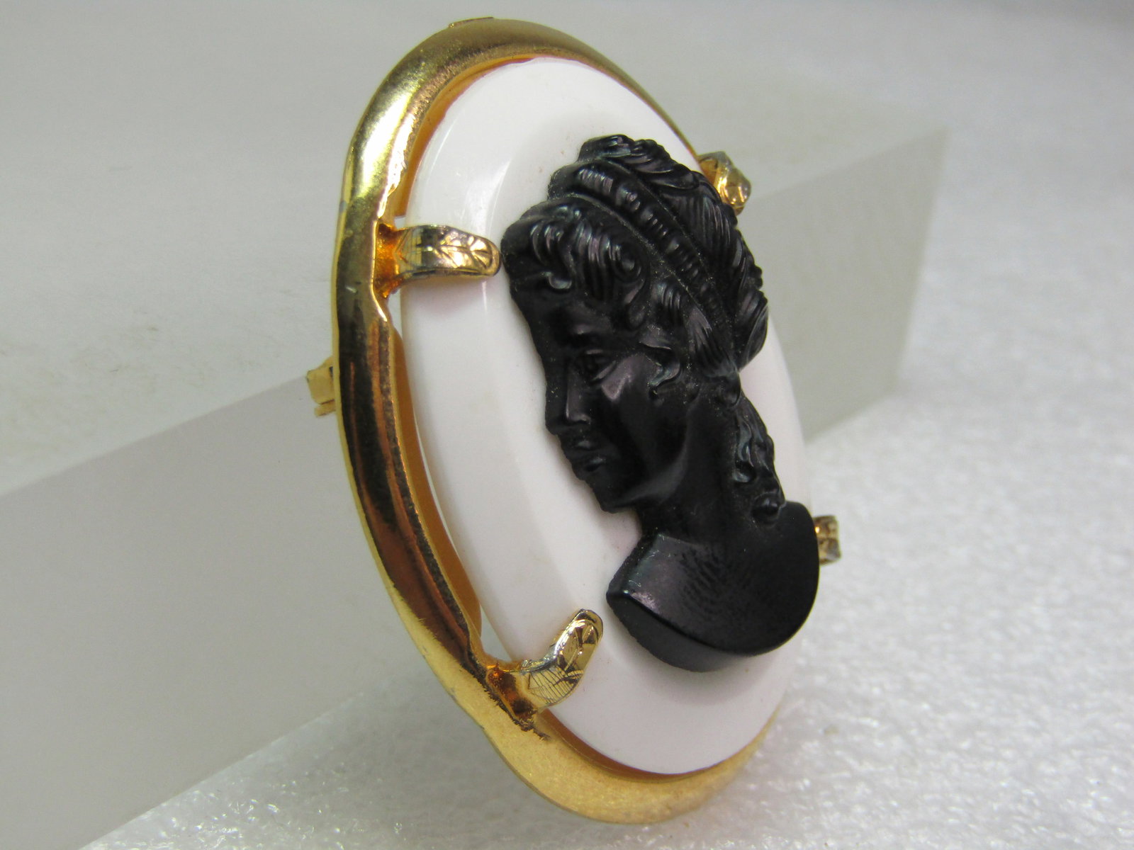 Vintage Black and White Cameo Brooch, 1960's-1970's, Lucite - 3