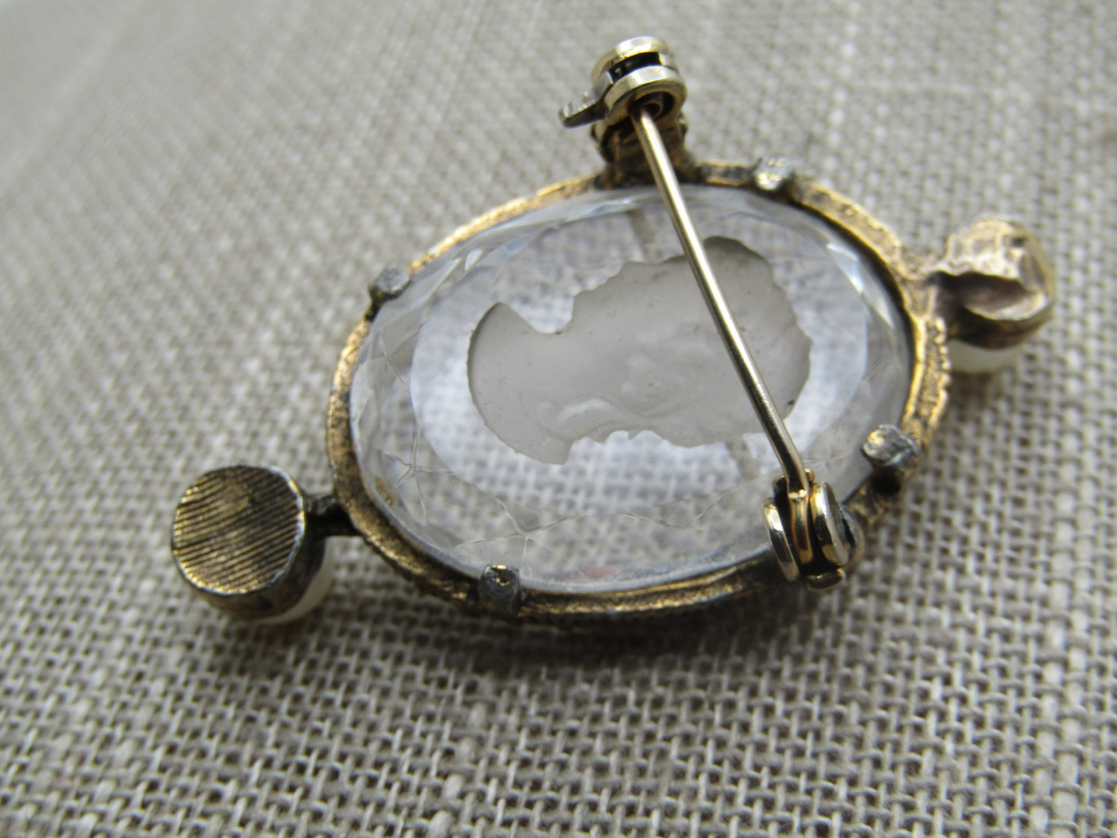 Vintage Reverse Cameo in Glass/Crystal Brooch, , Rhinestones & Faux Pearls, 1960's-1970's - 5