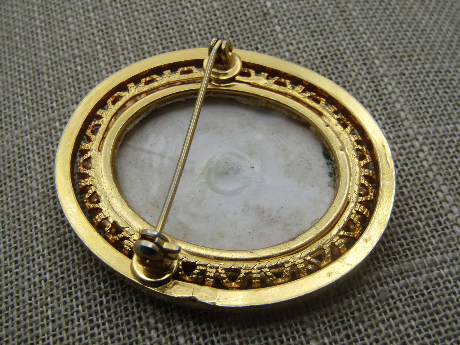Vintage Porcelain Portrait Cameo, Filigree Frame, 1950's, - 5