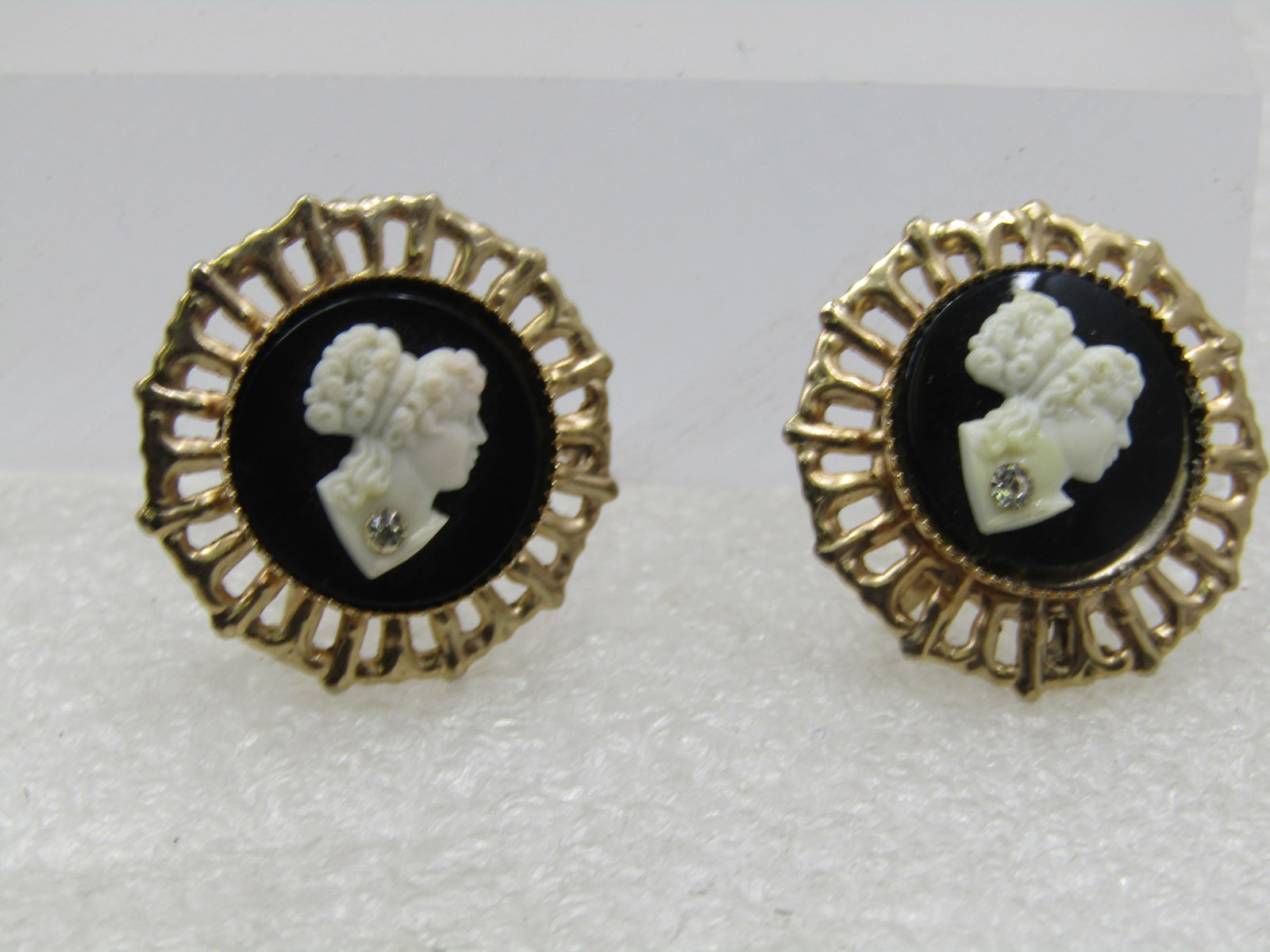 Vintage Black & White Cameo Earrings, Rhinestone, Mid-Century - 5