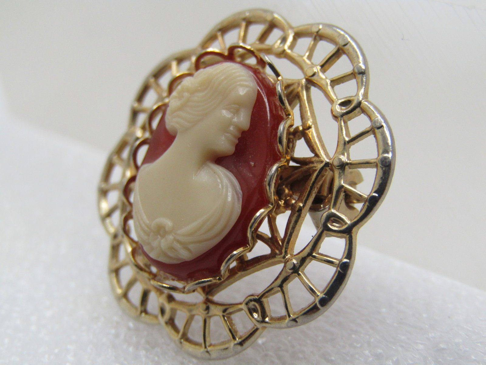 Vintage Cameo Brooch, Filigree Frame, 1960's-1970's - 2