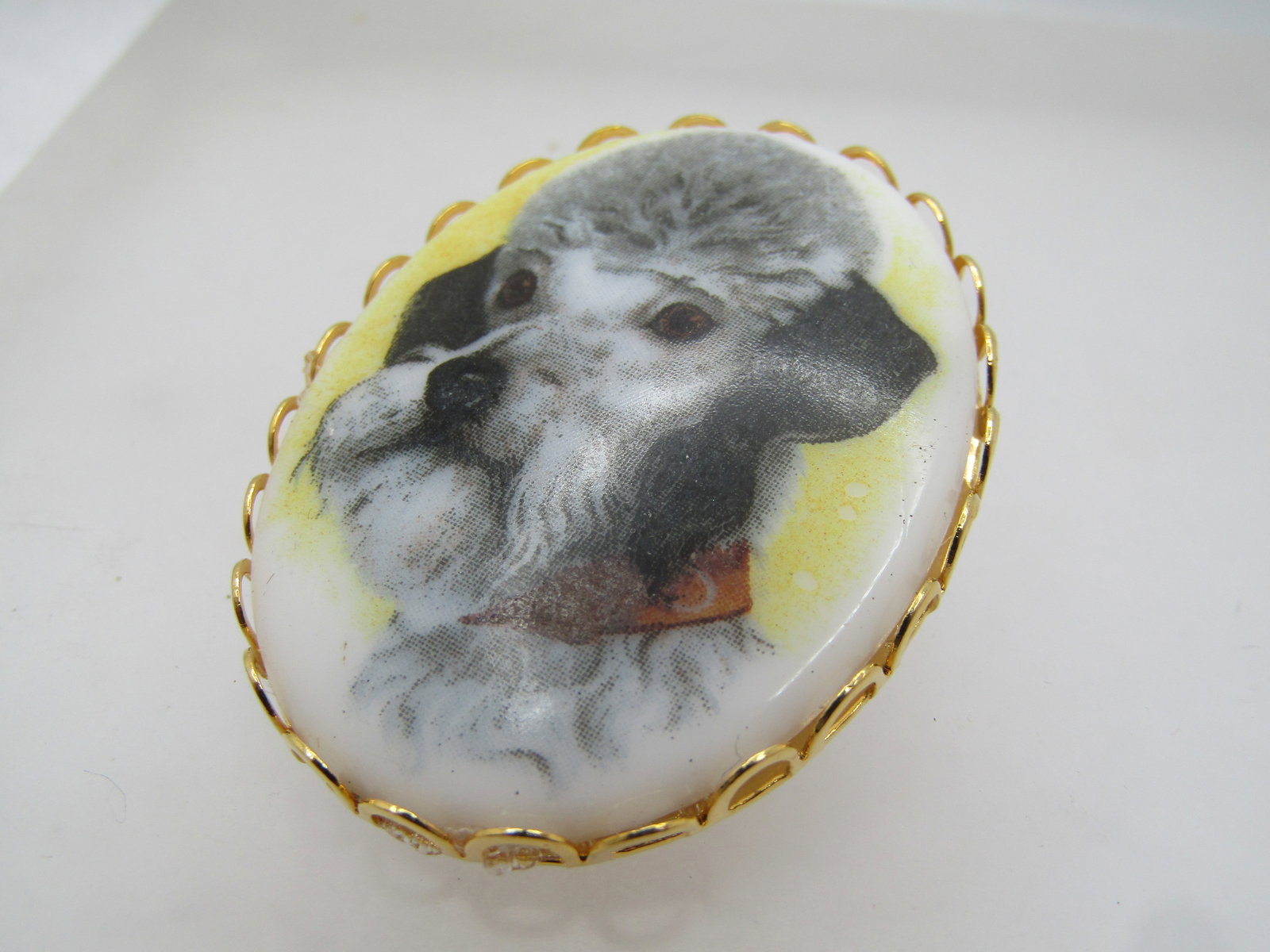 Vintage Poodle/Airdale Cameo Style Brooch, 1960's-1970's - 5