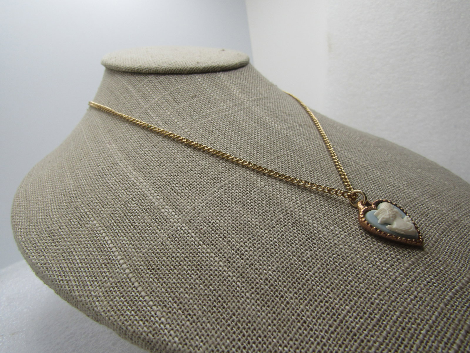 Vintage Blue Heart Cameo Necklace, 16", 1960's - 3