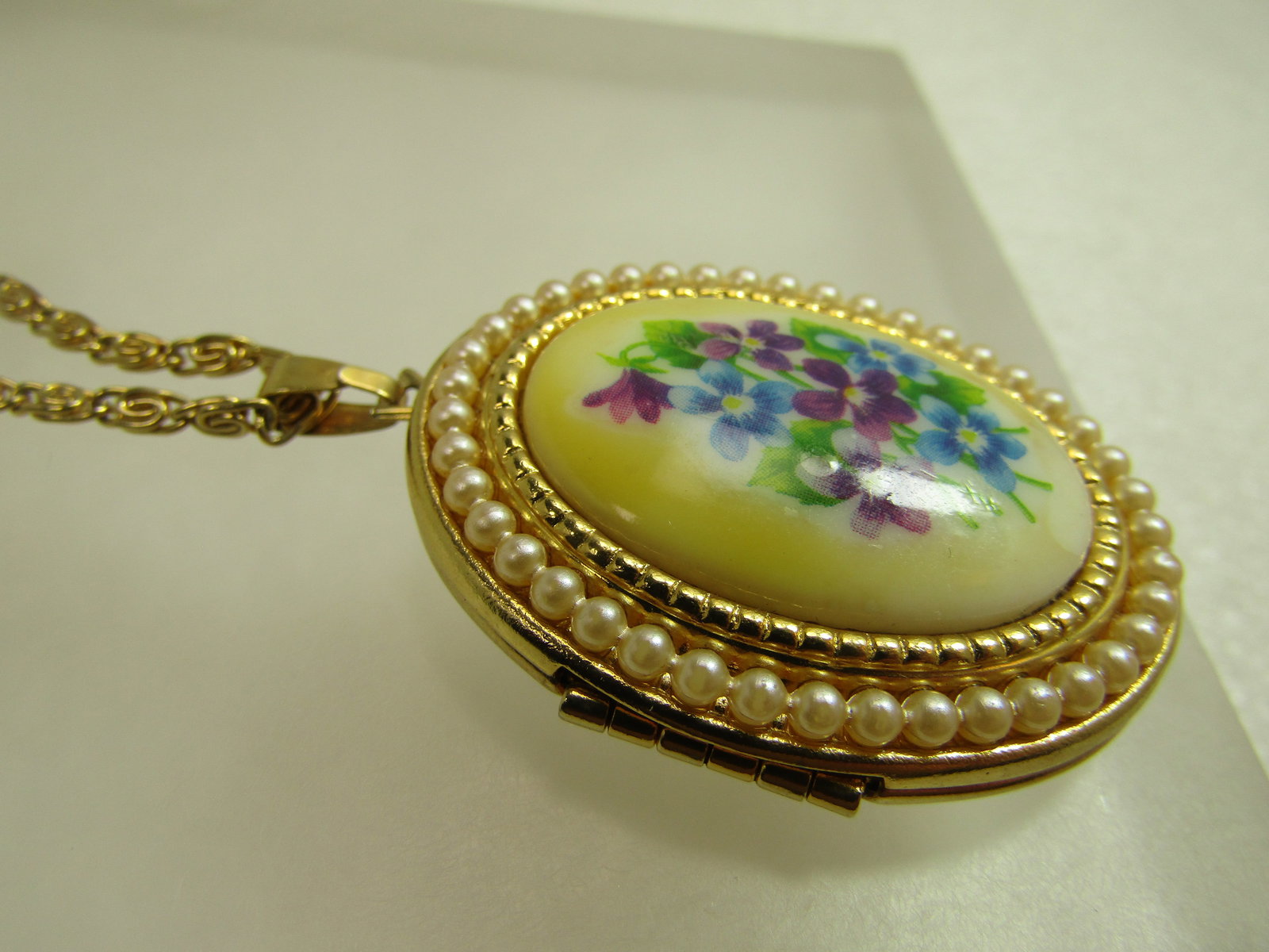 Vintage Avon Floral Cameo Locket Necklace, 24", 1960's-1970's - 8