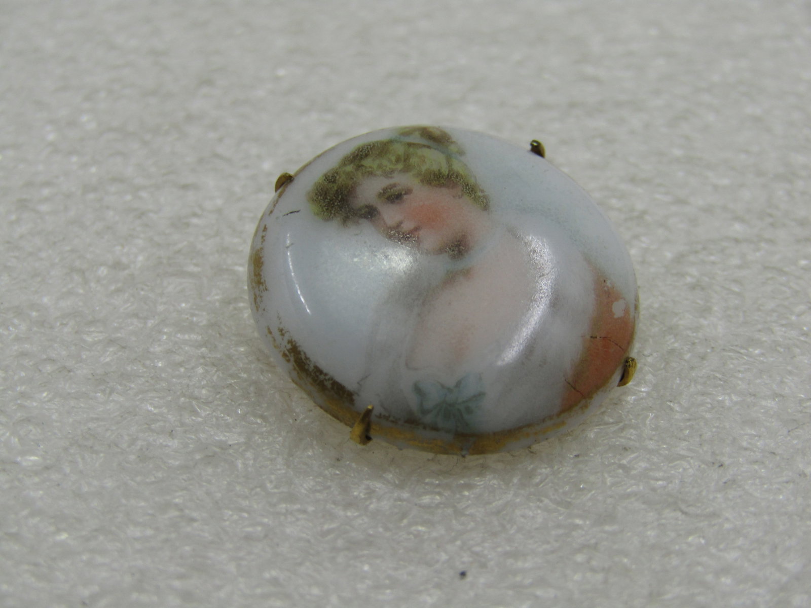 Victorian Painted Woman Cameo Style Brooch, 1" - 3