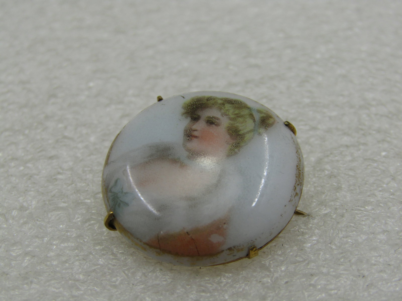 Victorian Painted Woman Cameo Style Brooch, 1" - 4
