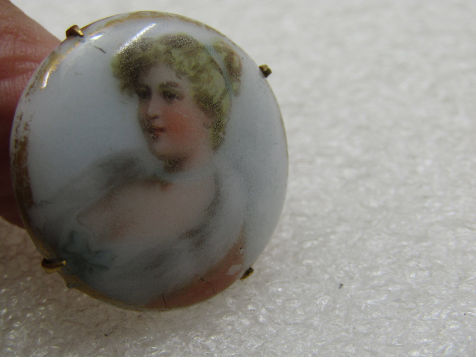 Victorian Painted Woman Cameo Style Brooch, 1" - 7