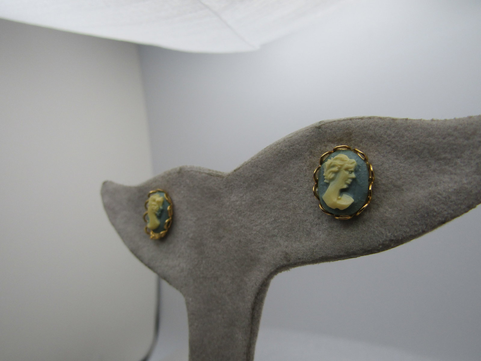 Vintage Faux Wedgood Cameo Earrings, Green, 1960's - 2