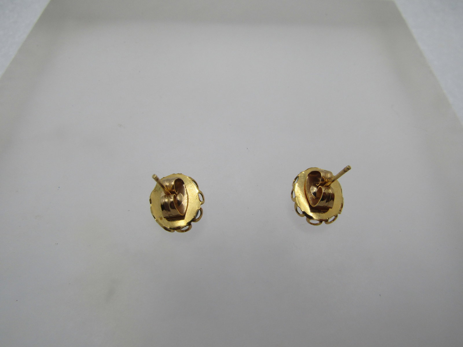 Vintage Faux Wedgood Cameo Earrings, Green, 1960's - 4