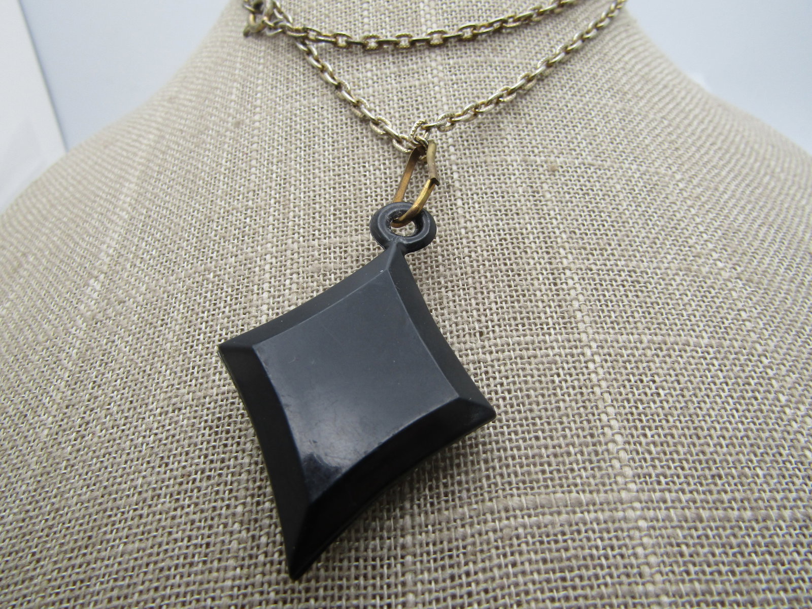 Vintage Black/White Cameo Necklace, Diamond Shape, 24", 1940''s - 4