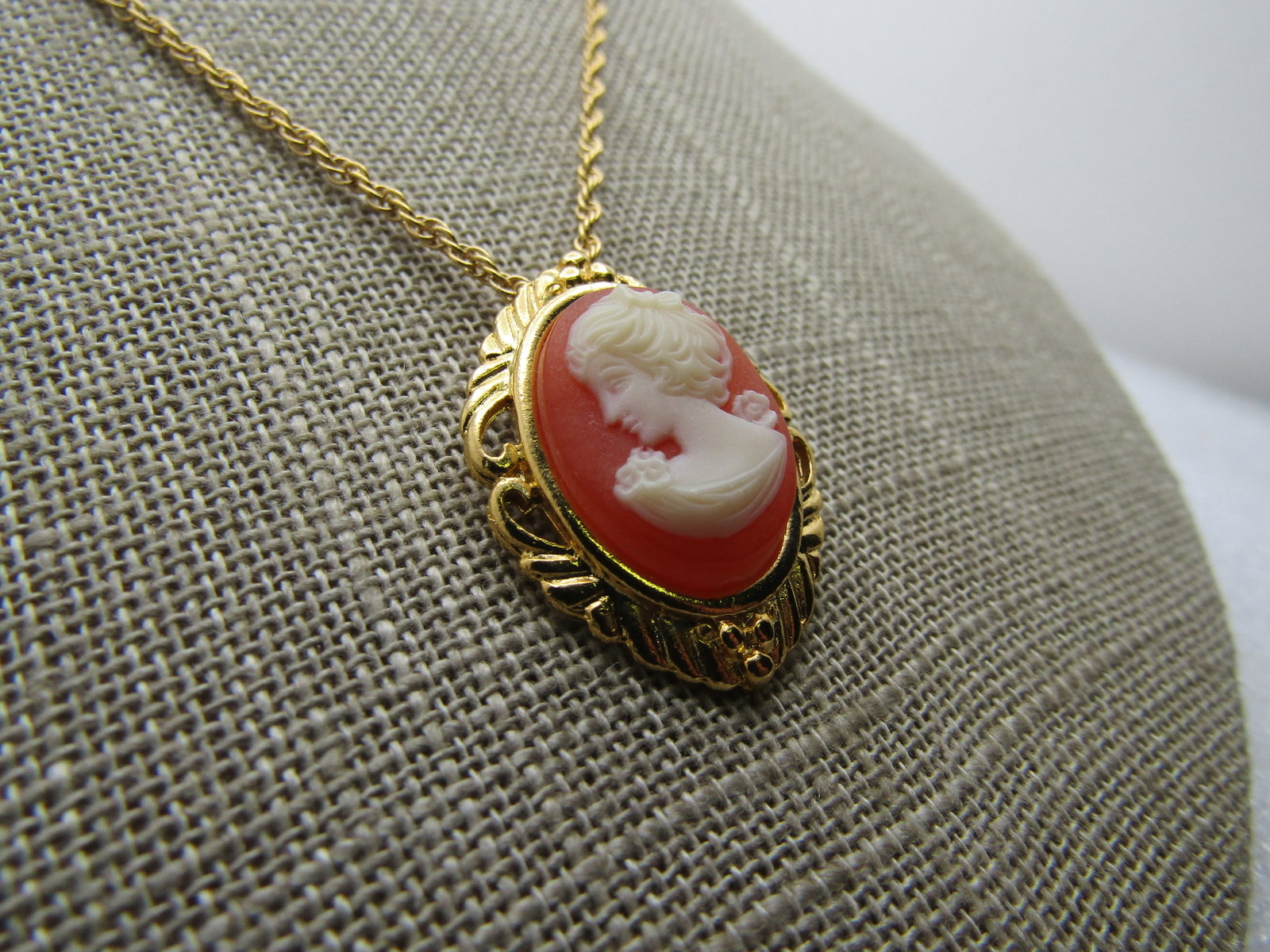 Vintage Cameo Necklace, 1960's-1970's, Gold Tone, 23.5" - 3