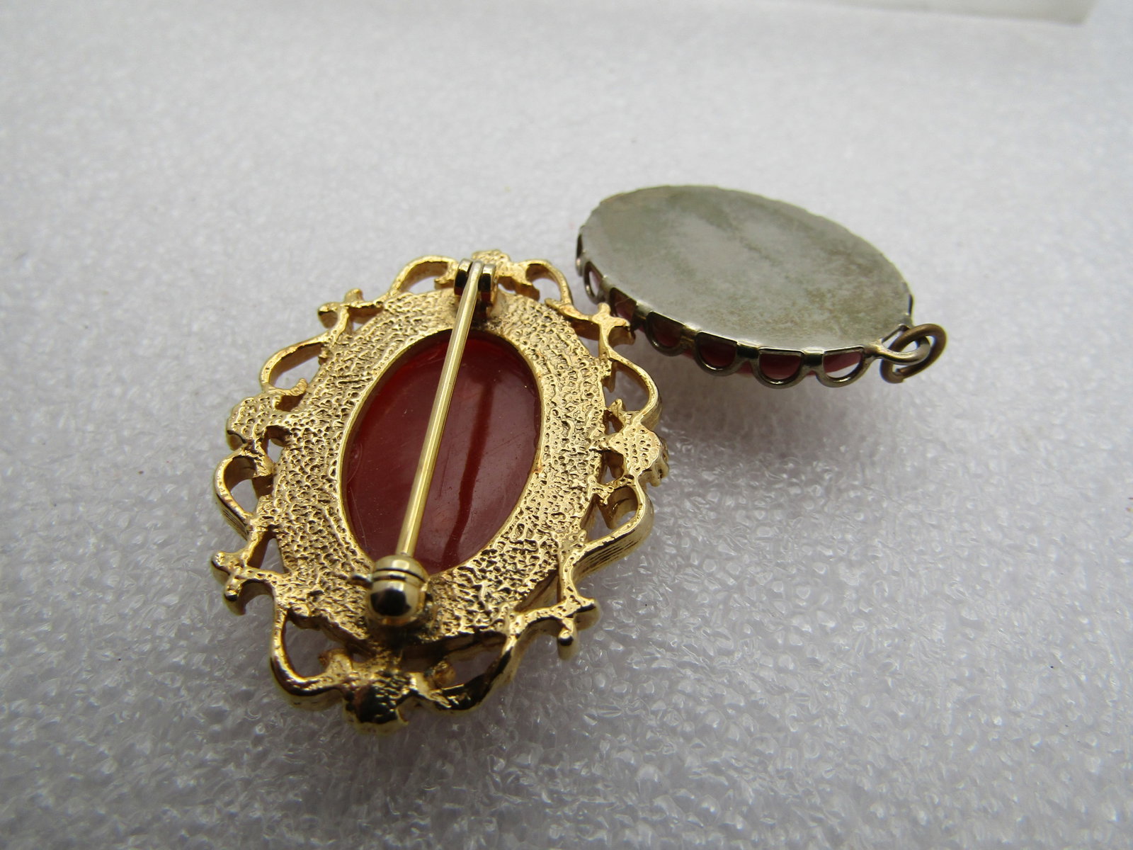 Vintage Cameo Brooch & Pendant, 1960's - 5